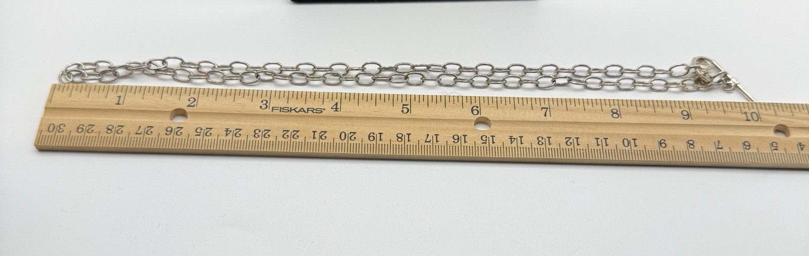 Silver-Tone Metal Oval Link Chain Necklace Lobster Clasp Adjustable 19-24 in