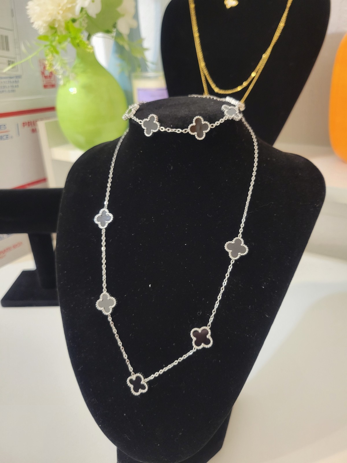 Silver Tone Cable Chain Station Necklace Shape Metal No Stone Jewelry