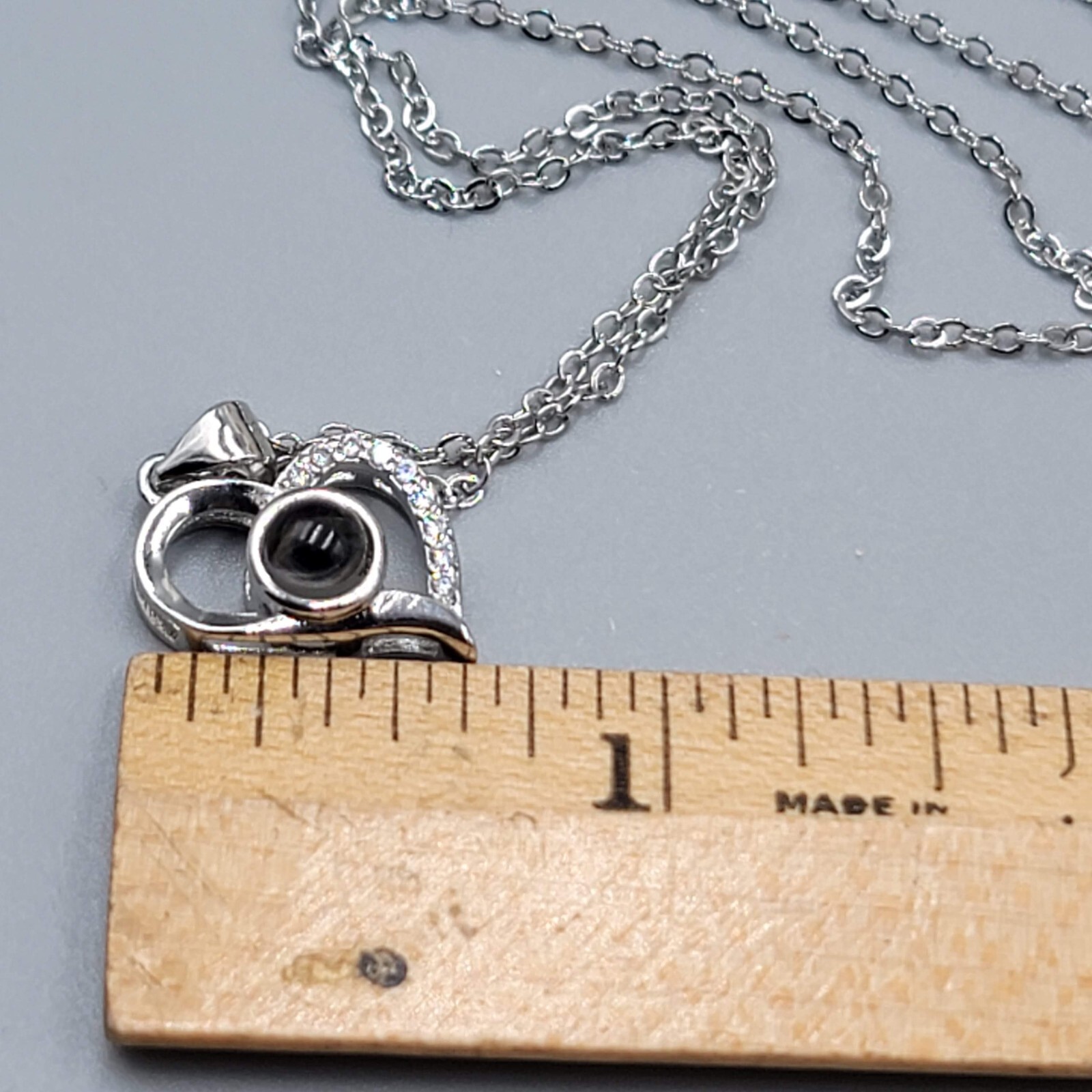 I LOVE YOU in 100 languages Heart Pendant Necklace Valentines Day Silver tone