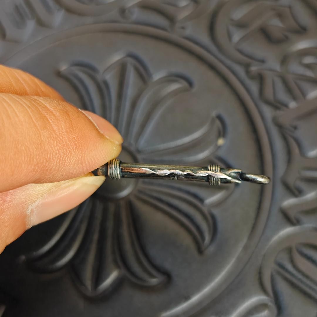 Indian-Style Feather Accessory, SV925 Silver.