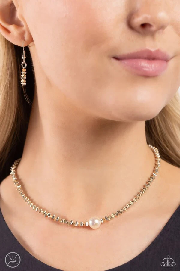 Paparazzi TASTEFUL TRIANGLES multi CHOKER necklace