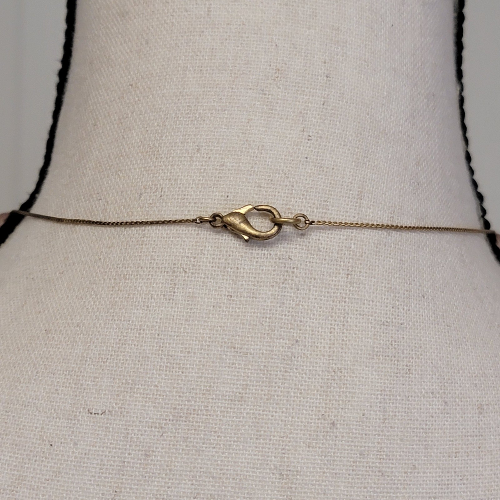 VTG Station Necklace 40″ Pink Gold Tone Beaded Frosted Metal Wrapped Leaves