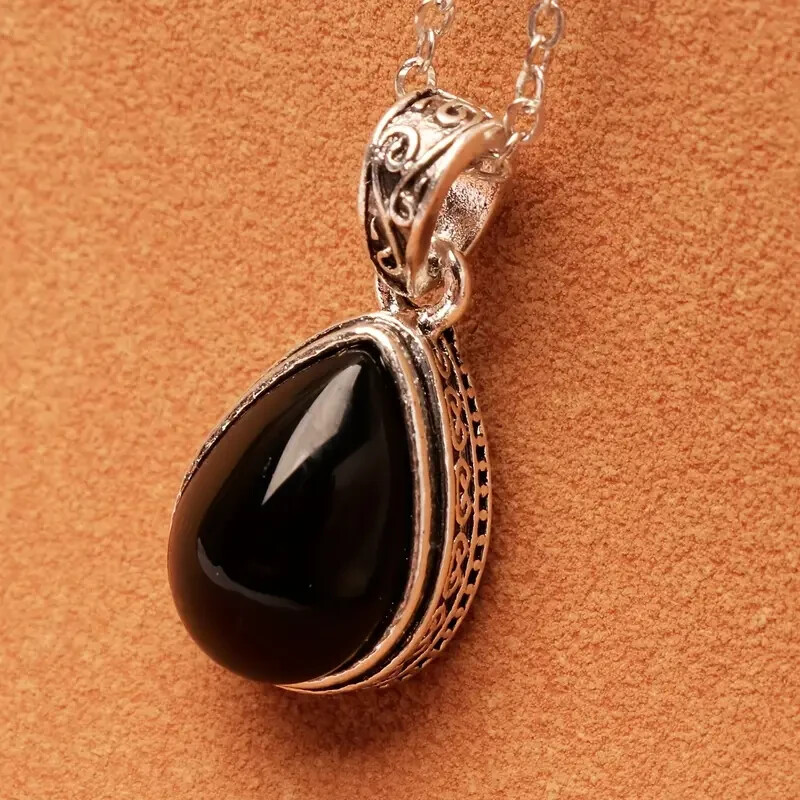 Beautiful Black Obsidian Pendant & 18″ Necklace FREE SHIPPING IN THE USA!