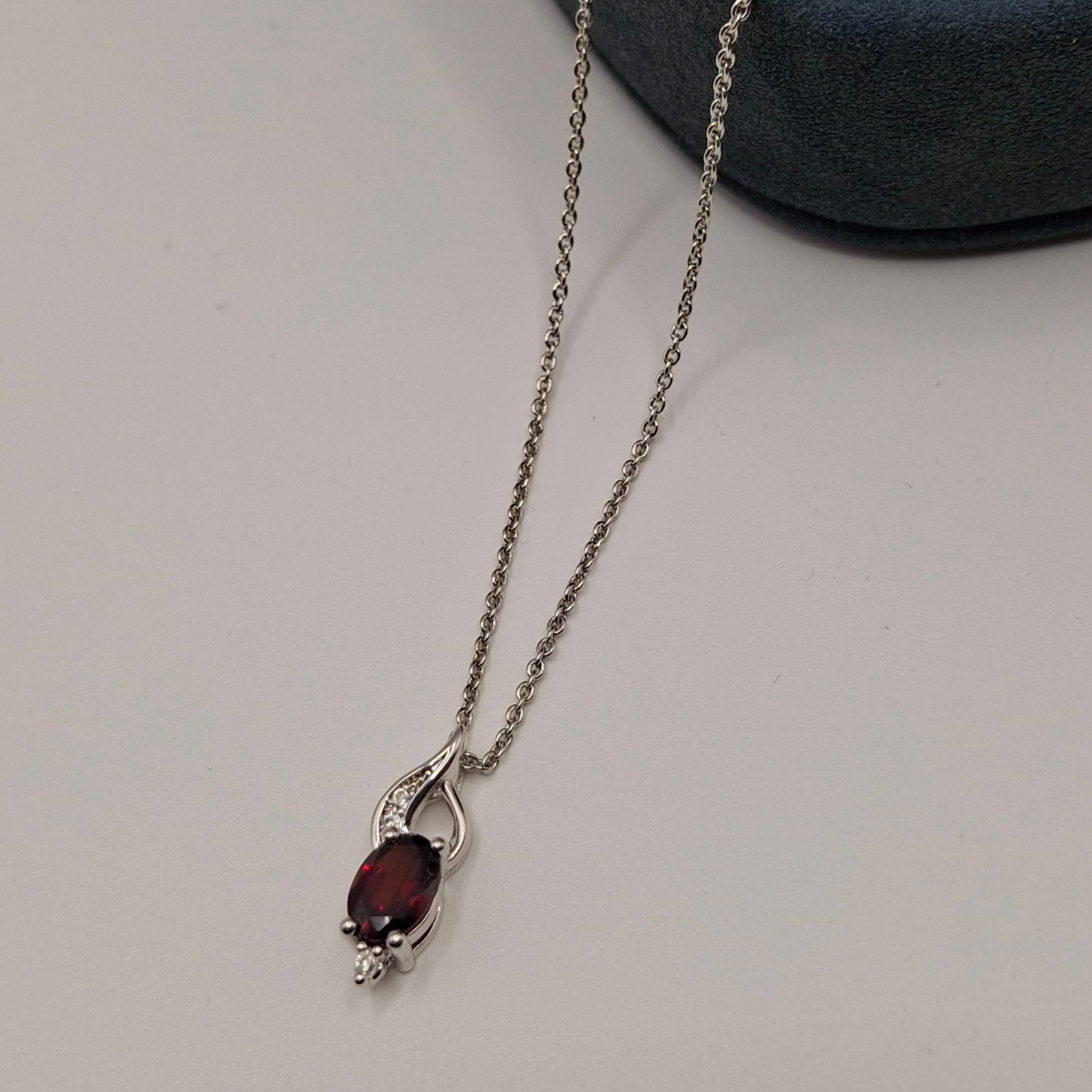 Avon Red Crystal Pendant Necklace Silver Tone Vintage Dainty 46cm