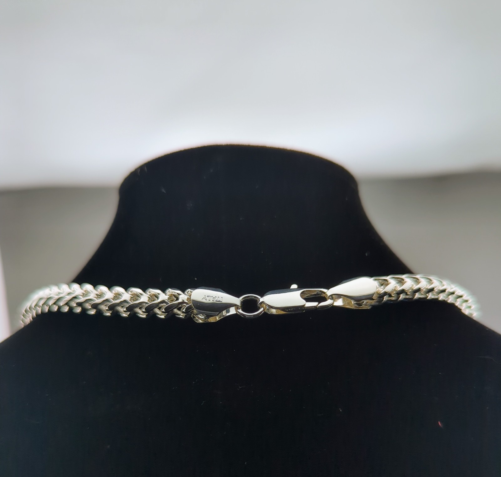 Silver-Tone Franco Chain Necklace 26” 7mm Heavy 62g Marked 925 Italy Fashion