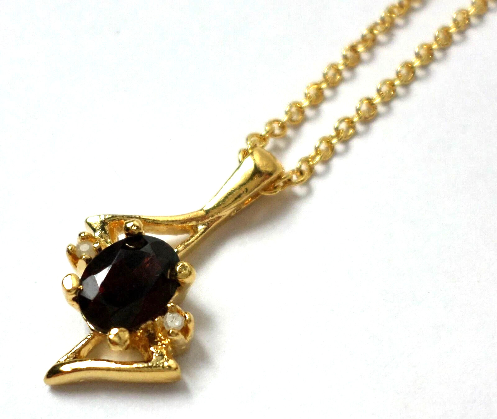 Vintage Lindenwold Fine Jewelers Gold Dark Red Garnet Pendant 16″ Chain Necklace