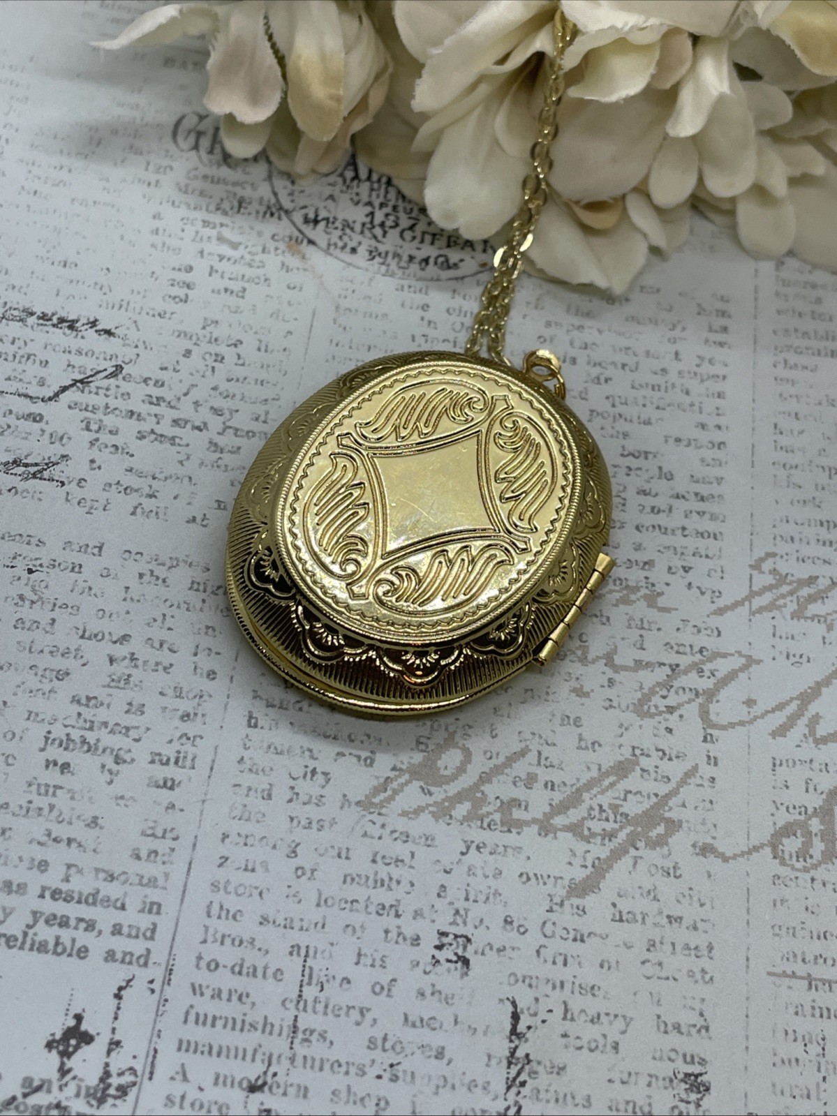 Ylw Gold Photo Locket Necklace Birthday Gift Green Owl Barn Tree Hoot Fall Mom