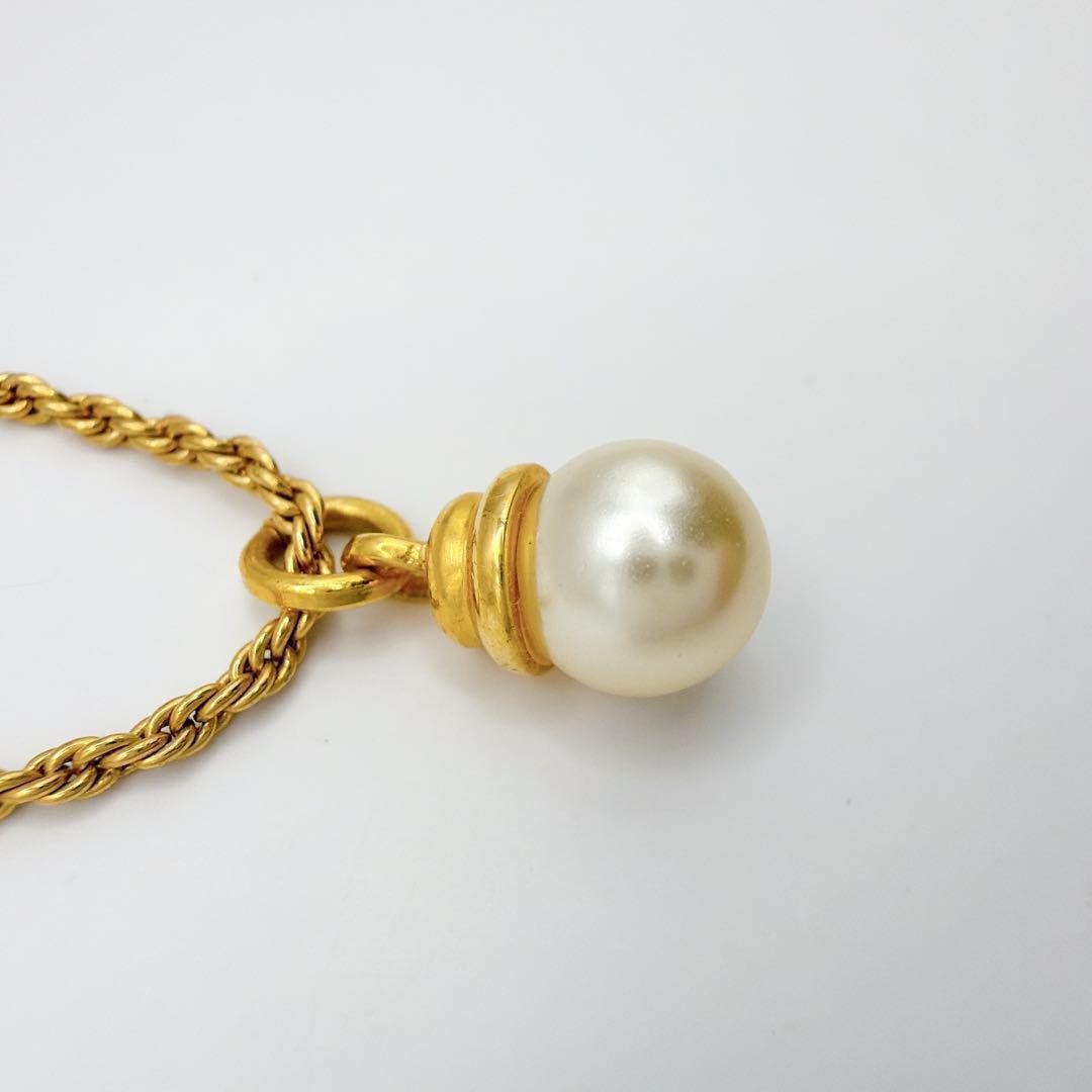 Dior Pearl Necklace CD Logo Adjustable Engraved Gold