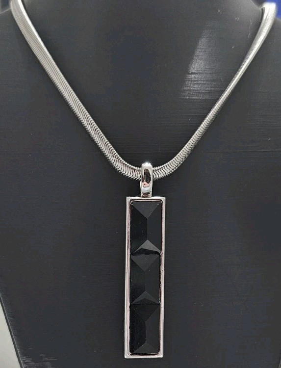 WHBM Reversible Black Onyx Crystal Rhinestone Bar Pendant Necklace Snake Chain