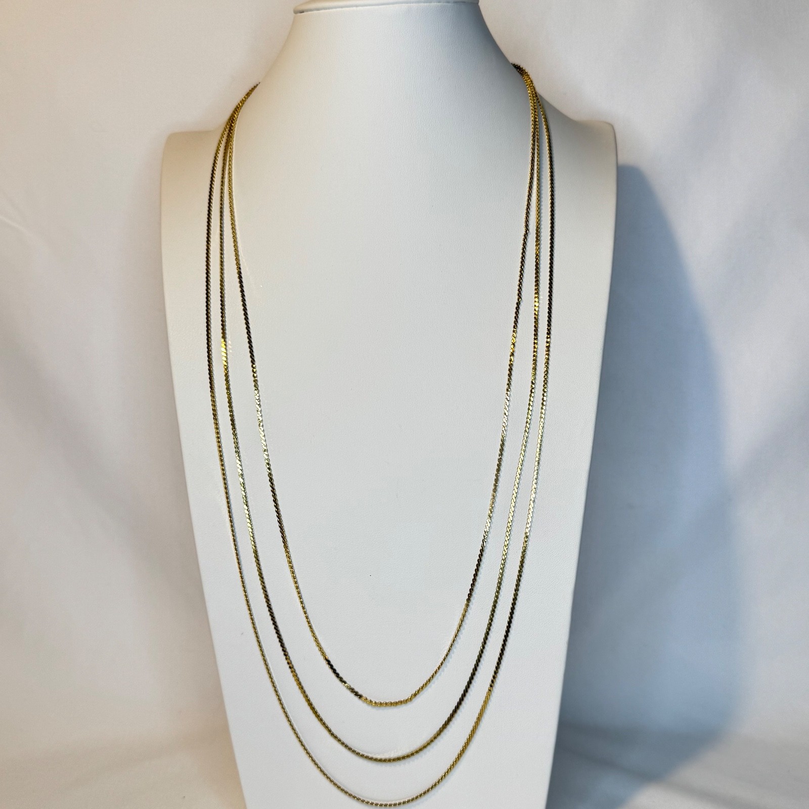 Vintage Triple Strand Gold Tone Flat Curb Link Necklace Layered Chain