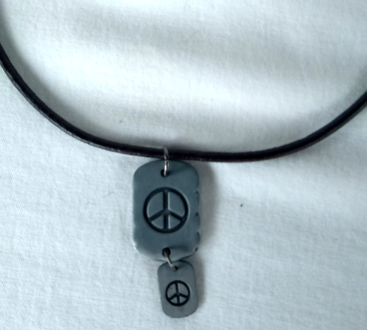 World Peace Pendant Necklace Unisex Teen Men 21″ Adj Gift US Seller New NWT