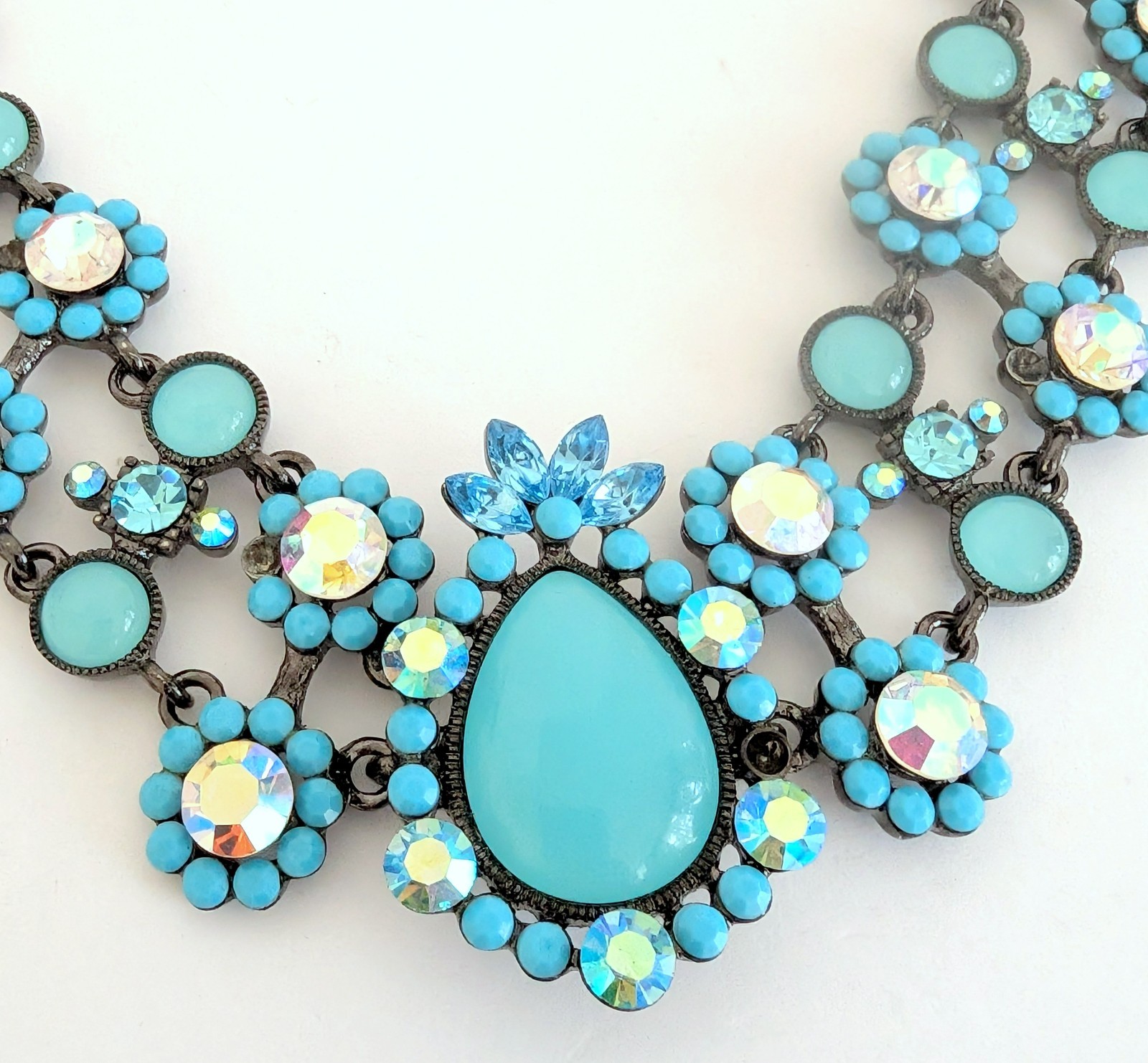 Beautiful Gunmetal Turquoise Blue Flower Statement Necklace China