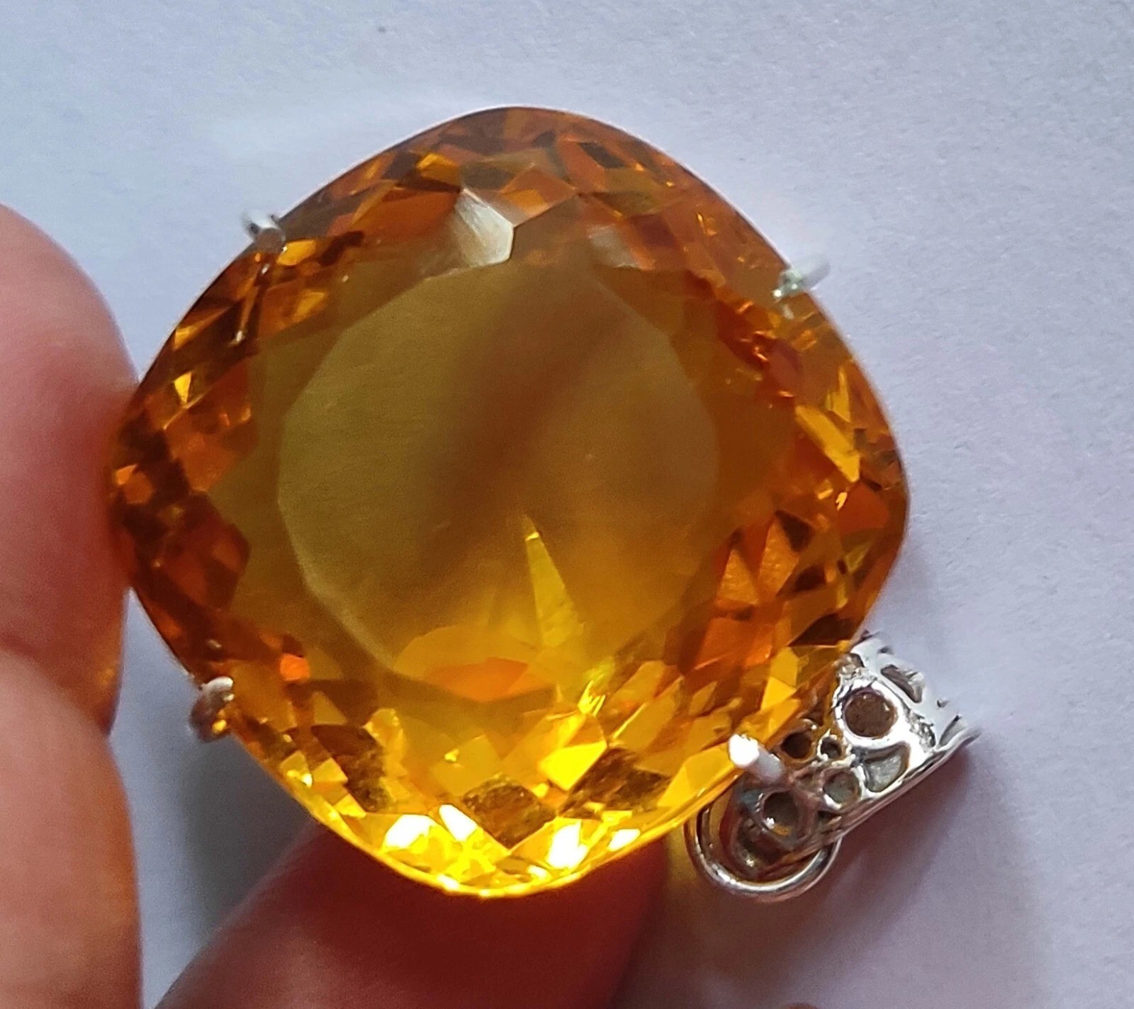 Natural 925 Solid Silver Pendant Yellow Color Cushion 95 Ct+ Loose Gemstone