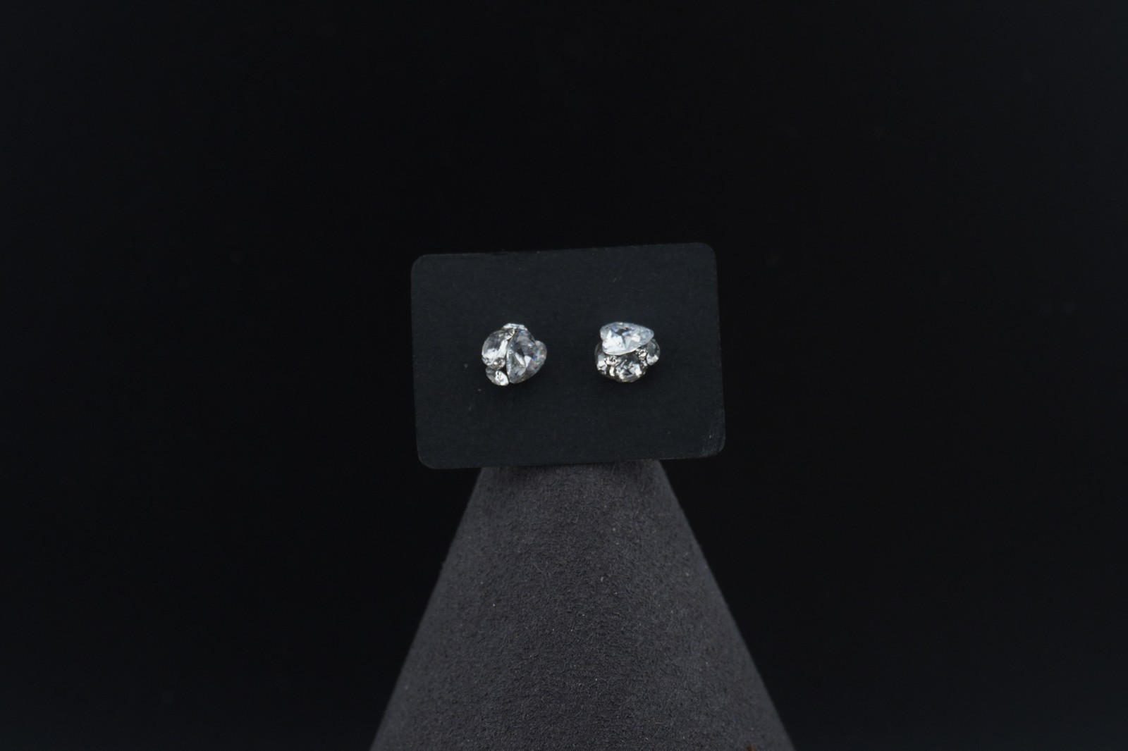 Earrings – CZ (NEW)Back studded 1-2CT in size and 1-1.5CT Size Beautiful Cluster
