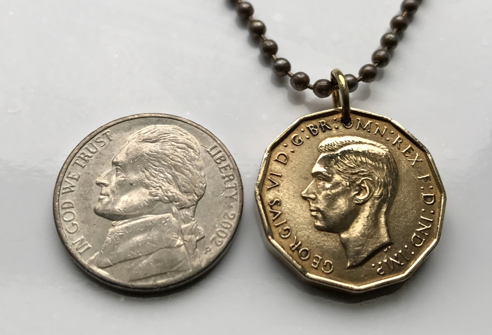 United Kingdom 3 Pence coin pendant thrift plant flower London Manchester 000145