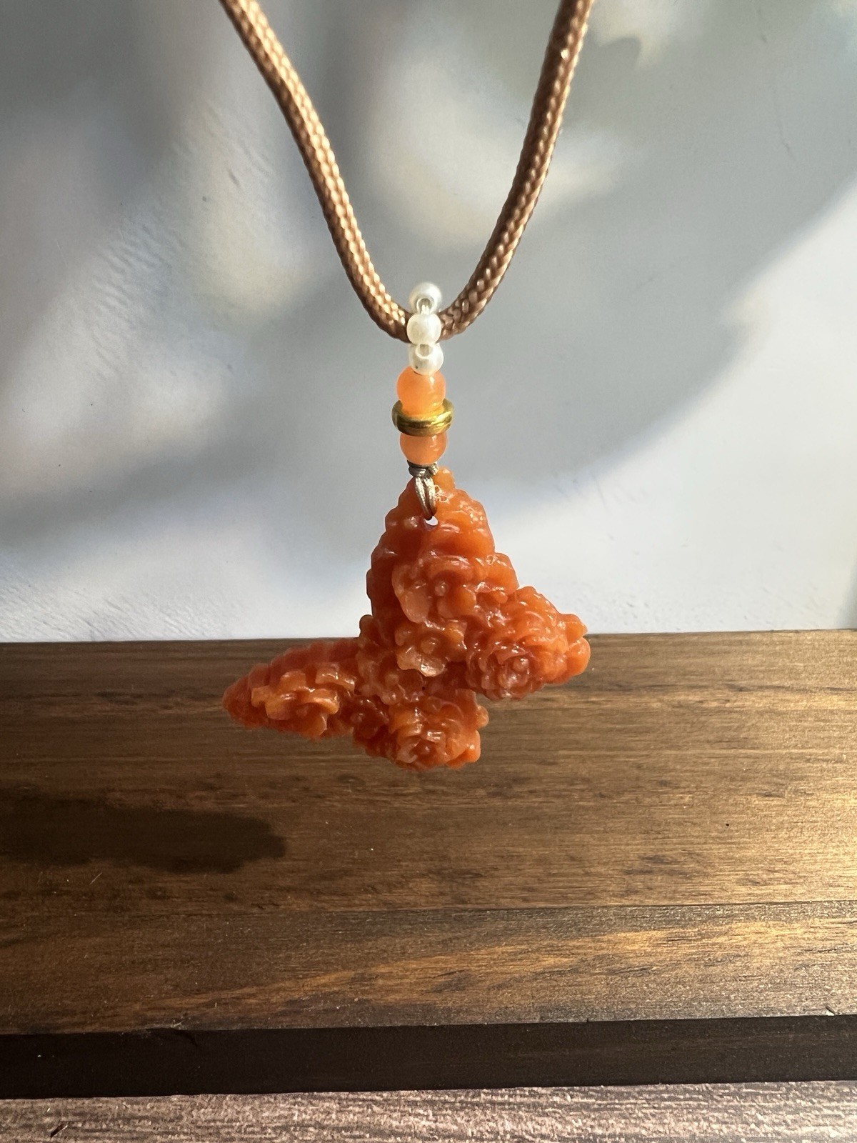 Natural sleeve jade butterfly necklace