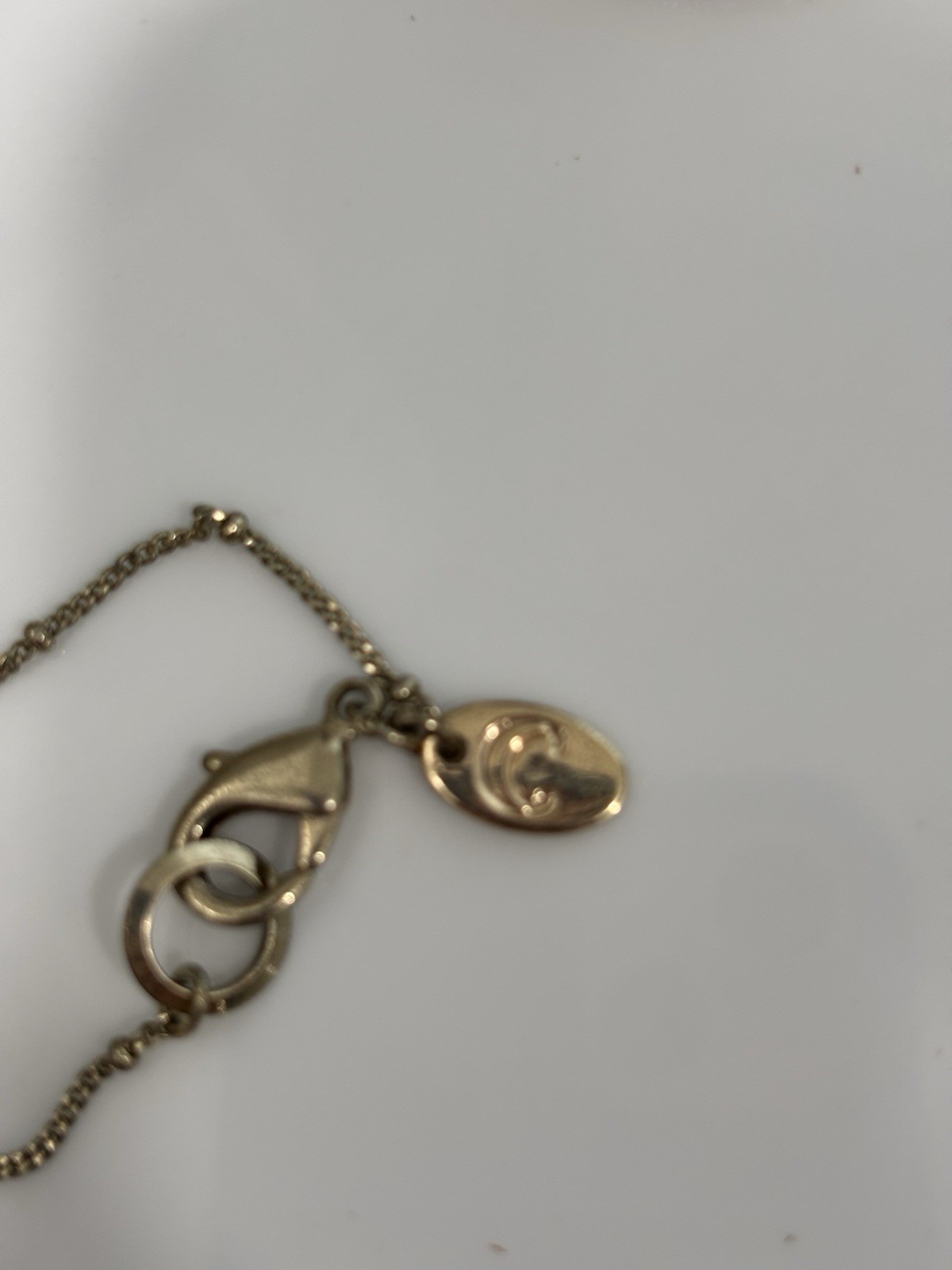 Charming Charlie Gold Tone Cable Chain Green Oval Agate Pendant Signed 18-20in