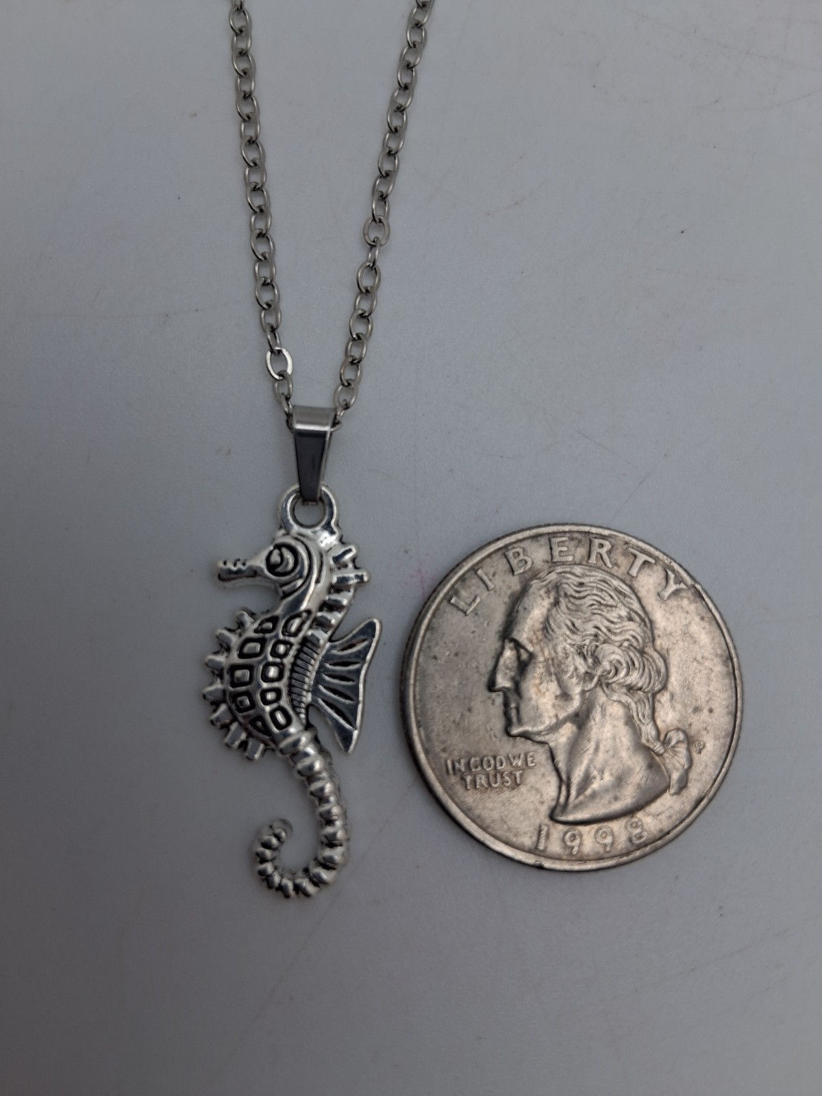 Seahorse Pendant Necklace Women’s Fashion Jewelry Gift Beach Silvery Toned
