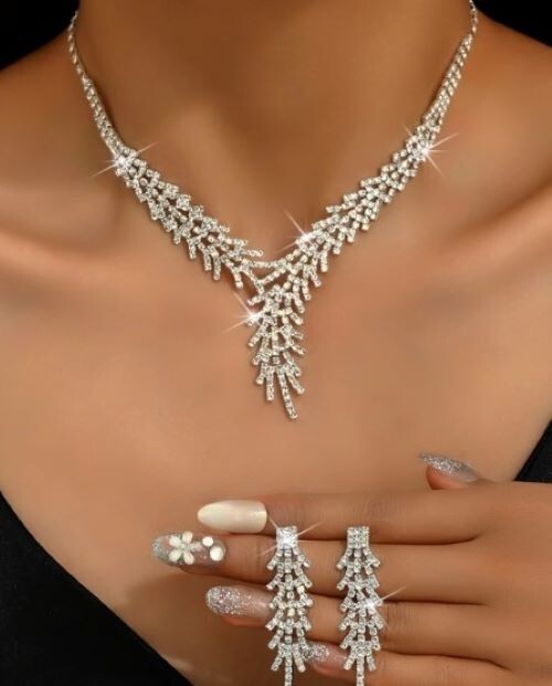 Silver Plated Crystal Rhinestone Necklace Earrings Bridal Elegant Women Set