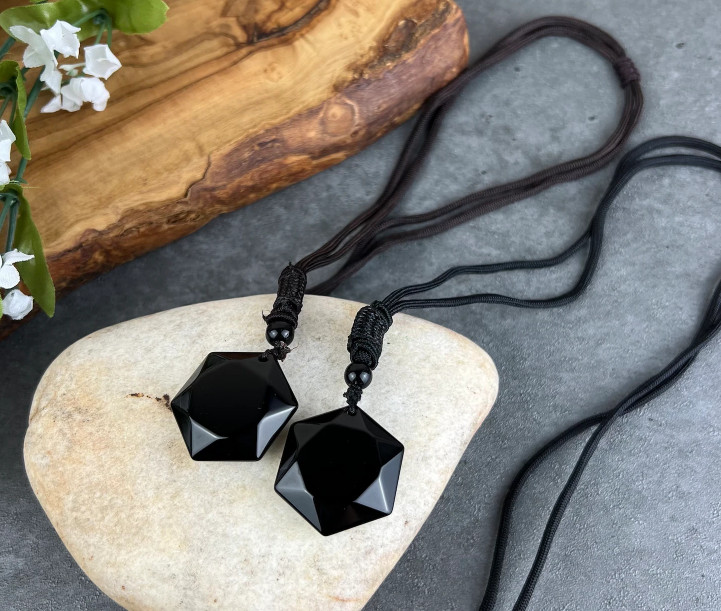 Black Obsidian Pendant Hexagon Necklace Women Men Amulet Stone Crystal Jewelry