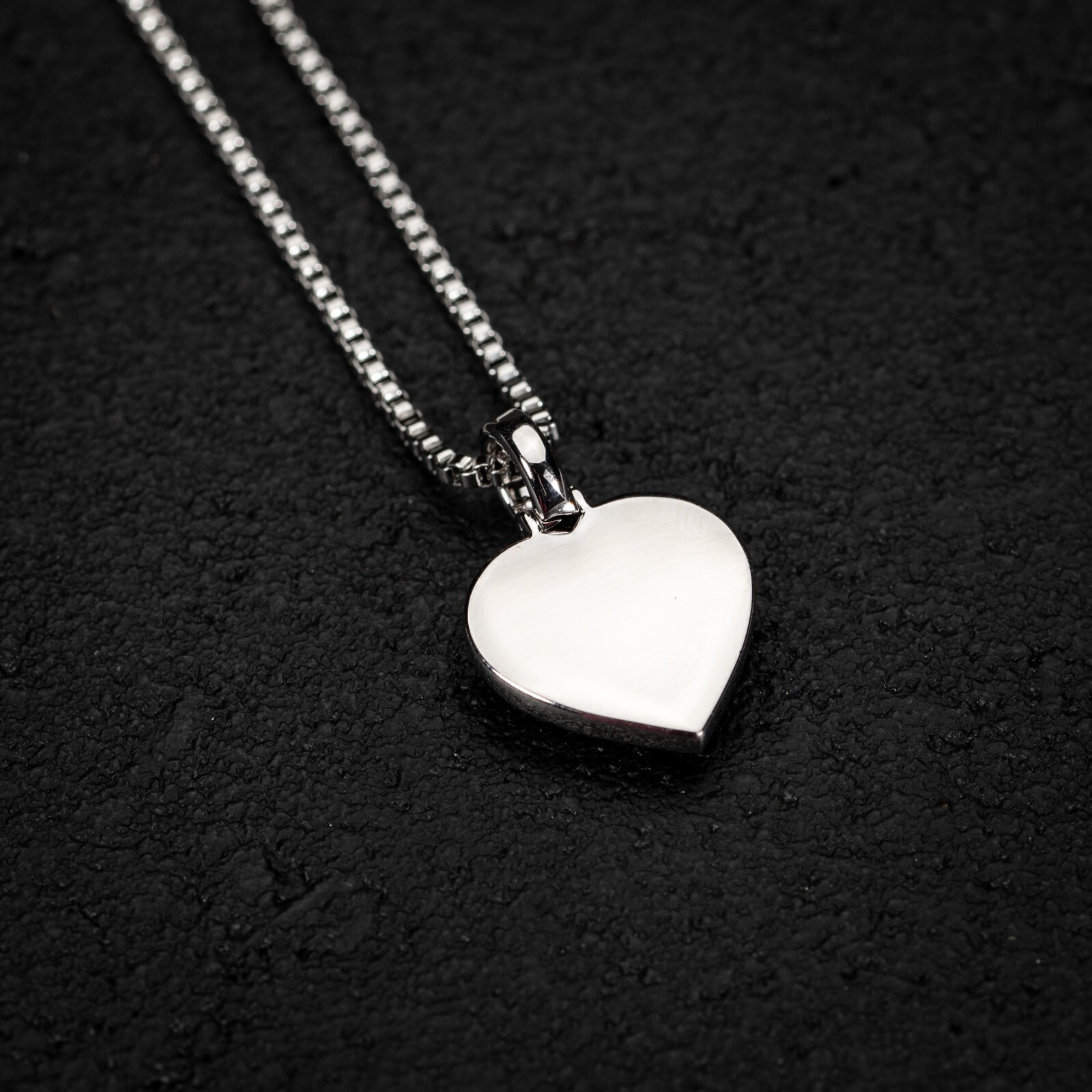 Women’s White Gold Plated Iced Cz Ladies Mini Heart Shaped Pendant Necklace