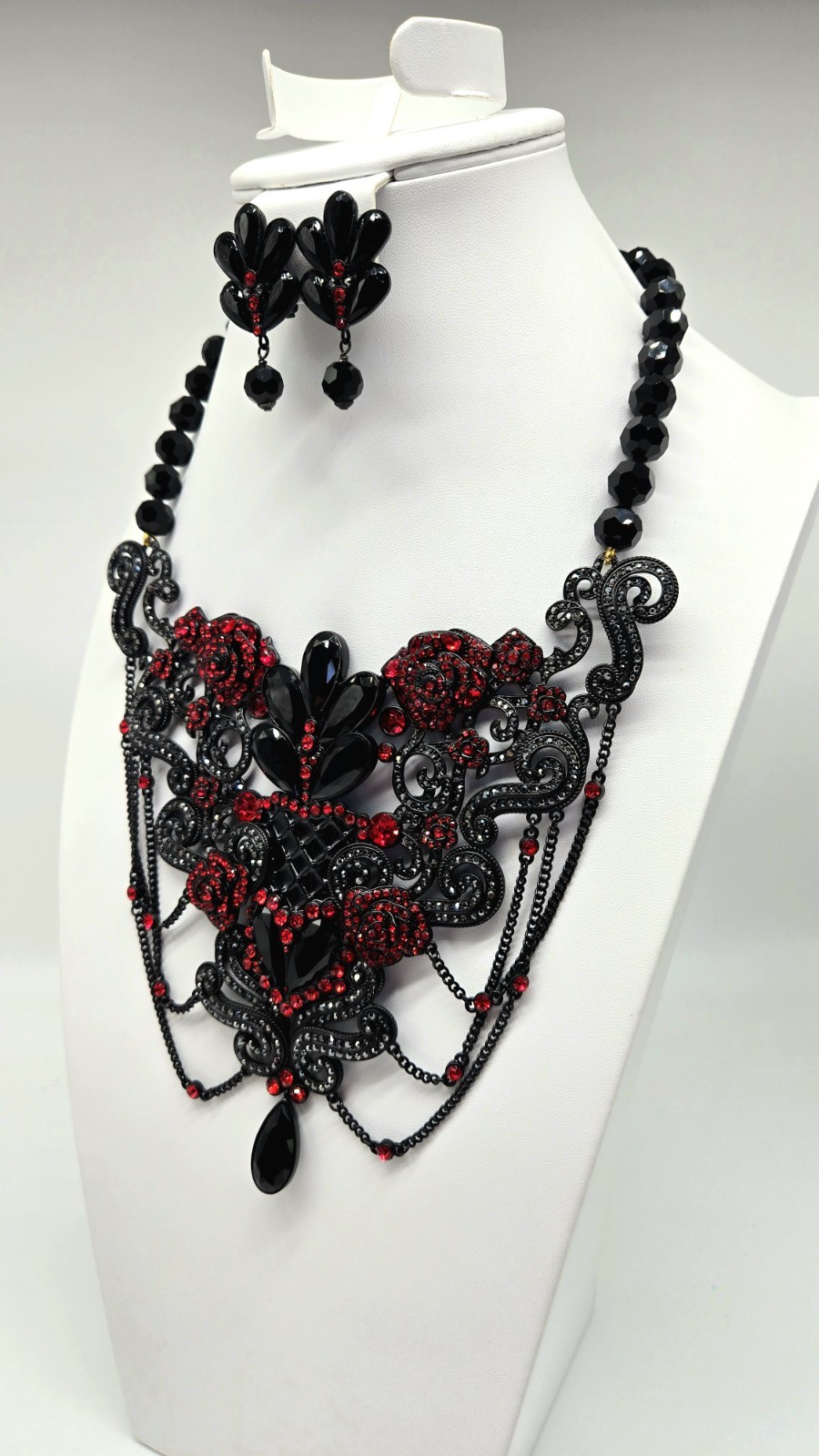 Heidi Daus Love and Roses Victorian Gothic Jewelry Set Swarovski Crystals NIB