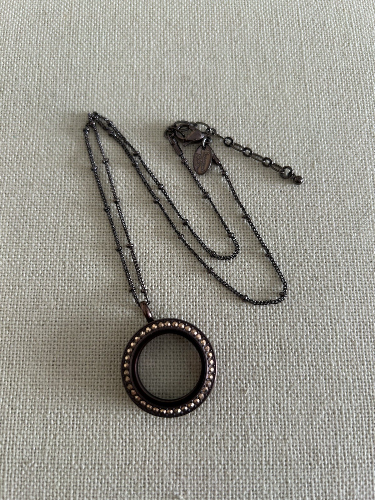 Origami Owl Medium Chocolate w/Metallic Crystals Twist Locket & Chain Set “New”