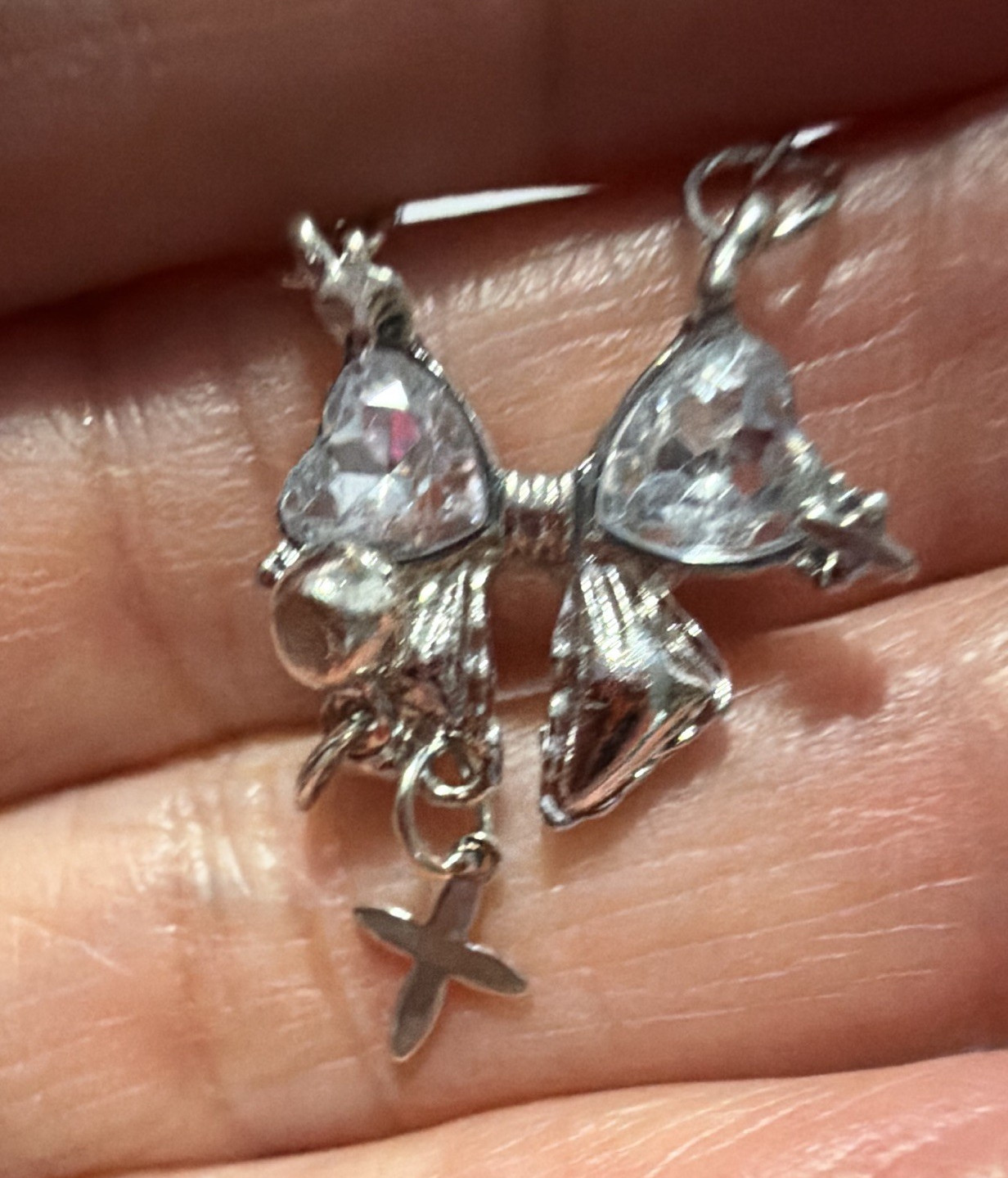 Silver Tone Angel Heart Charm Pendant Necklace Clear Rhinestones Cable Chain