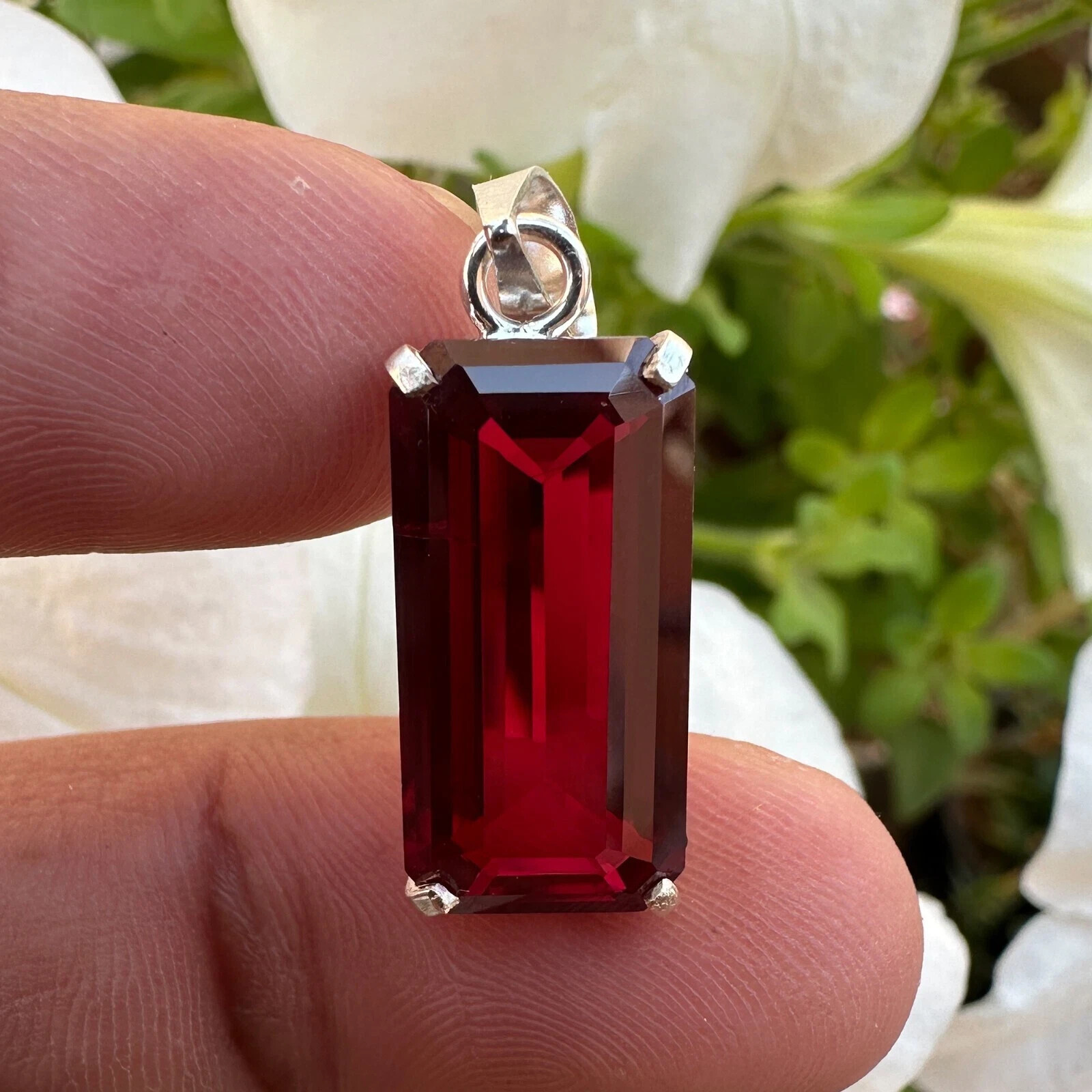 Natural Certified 20 Ct Red Ruby Gemstone Pendant In Solid 925 Sterling Silver