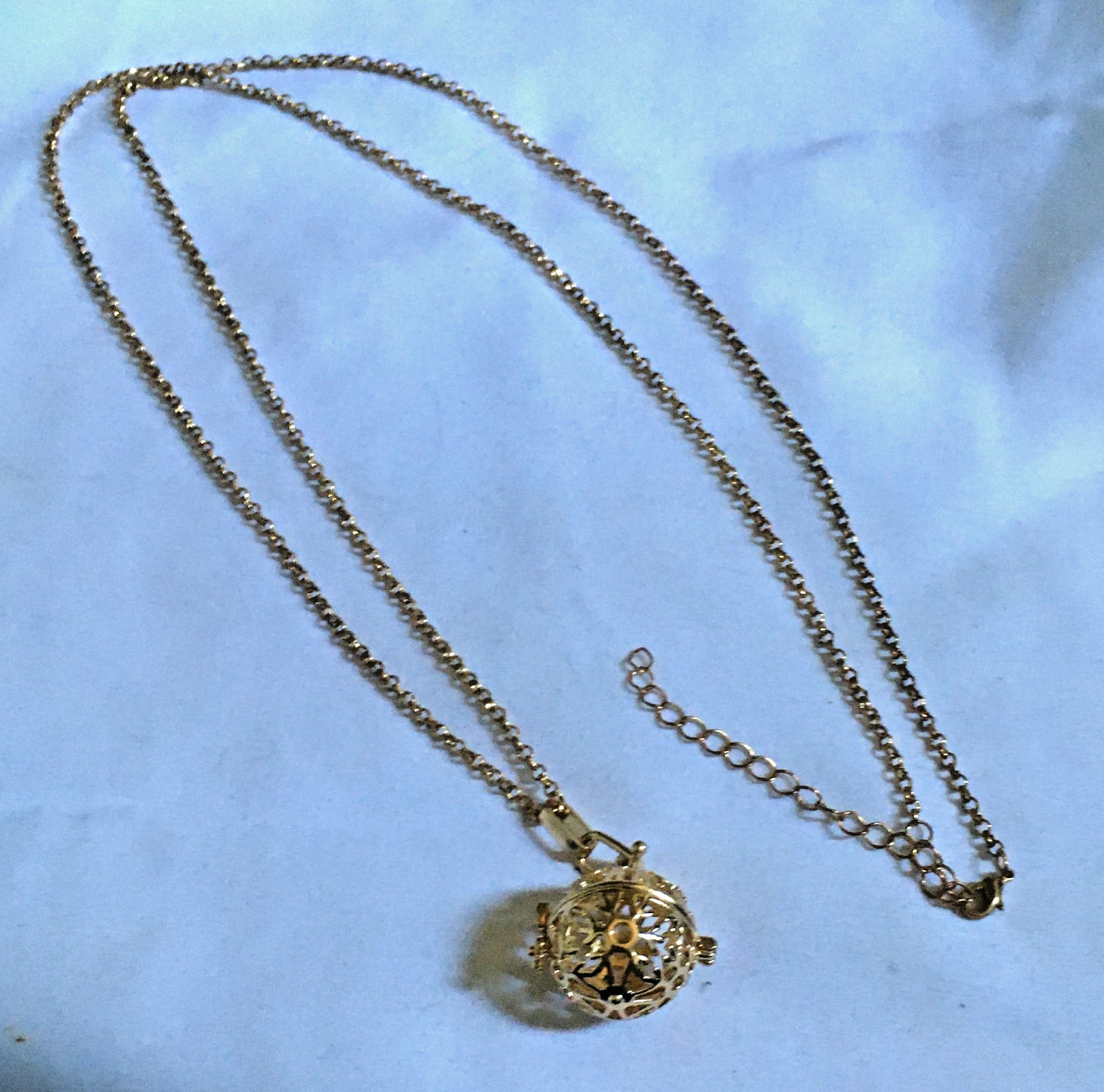 GOLD TONE HARMONY BALL PENDANT NECKLACE 32″