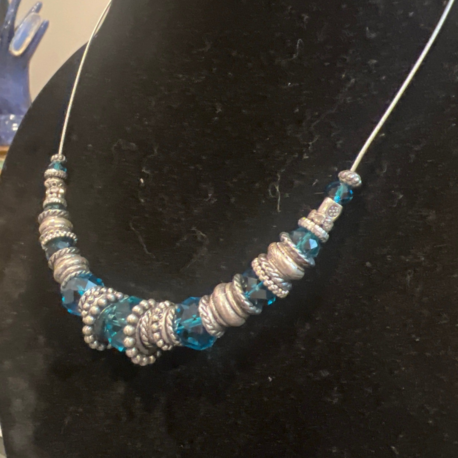 Vtg Boho Teal Blue Faceted Beaded Silver Tone Statement Necklace 18-20 in