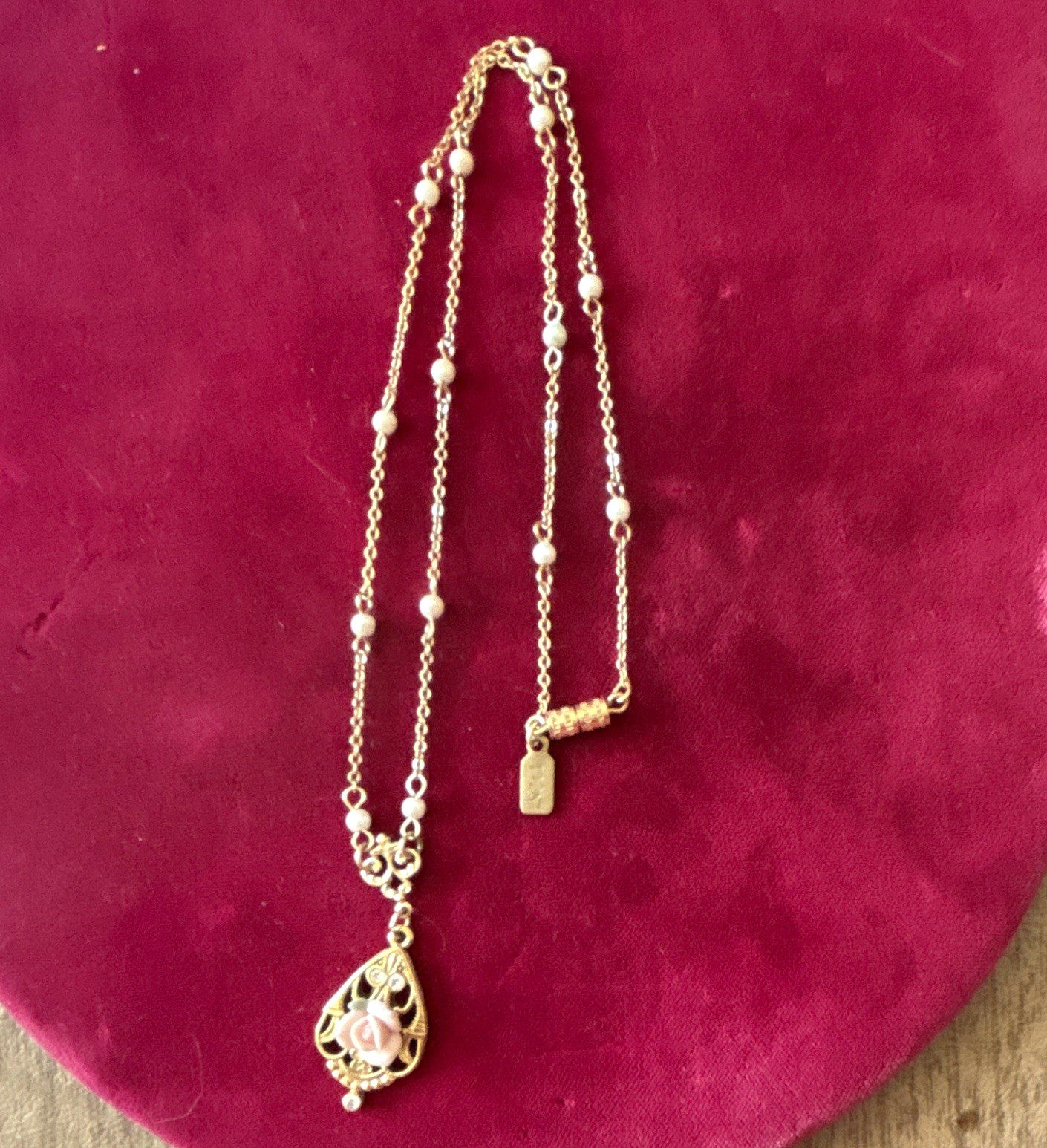 Gold Tone Cable Chain Necklace Imitation Pearl Stations Teardrop Charm Pendant