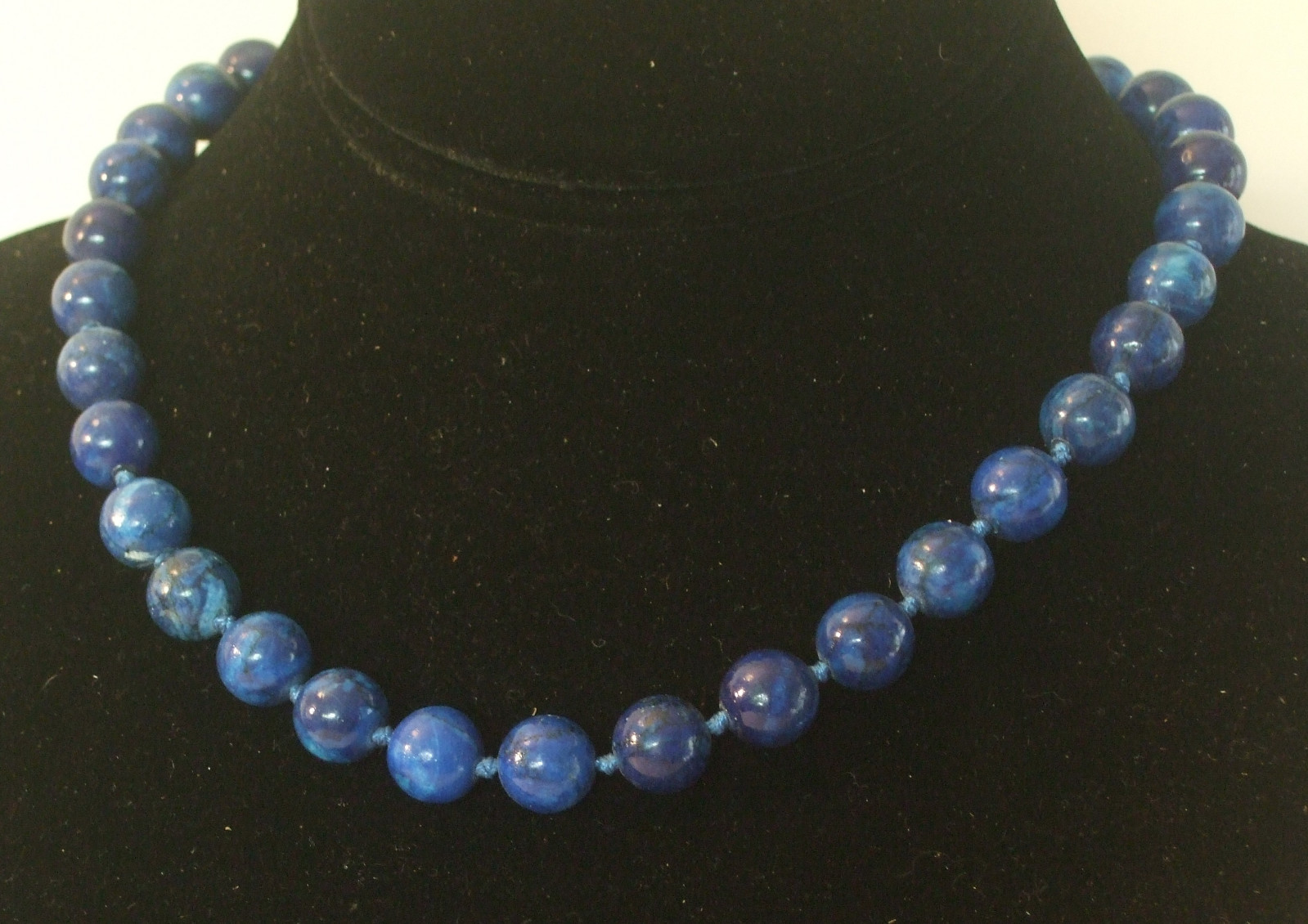 10MM Solid Blue Lapis Luzuli Necklace NEW (with gift bag)