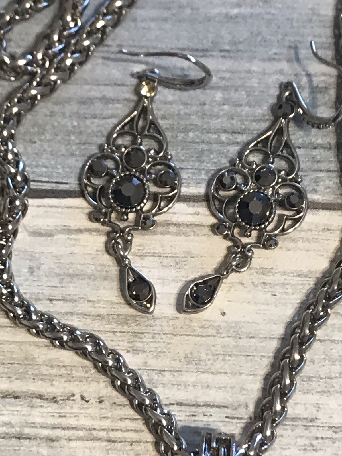 Lot Necklaces Earrings Silver Tone Chain Black Pendant Flowers Purple Set