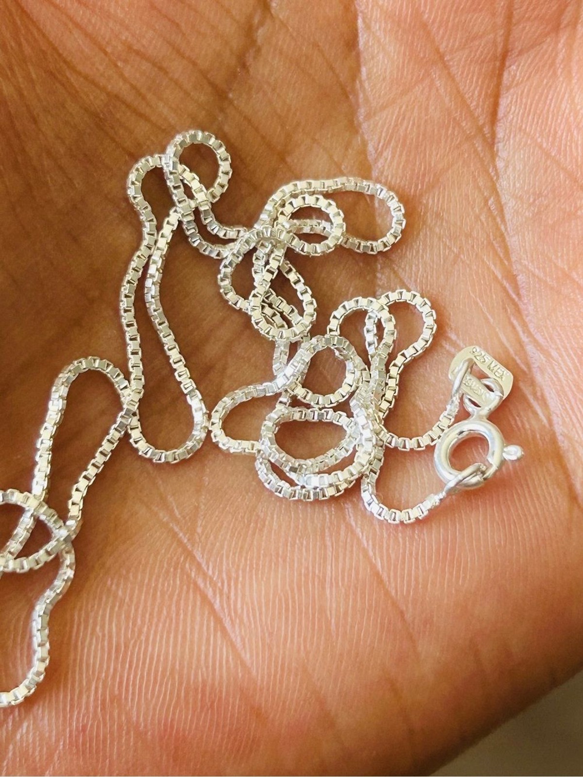 Taxco Mexico 925 Sterling Silver Box Chain Necklace 50 cm 2.55 Grams Ultra Thin