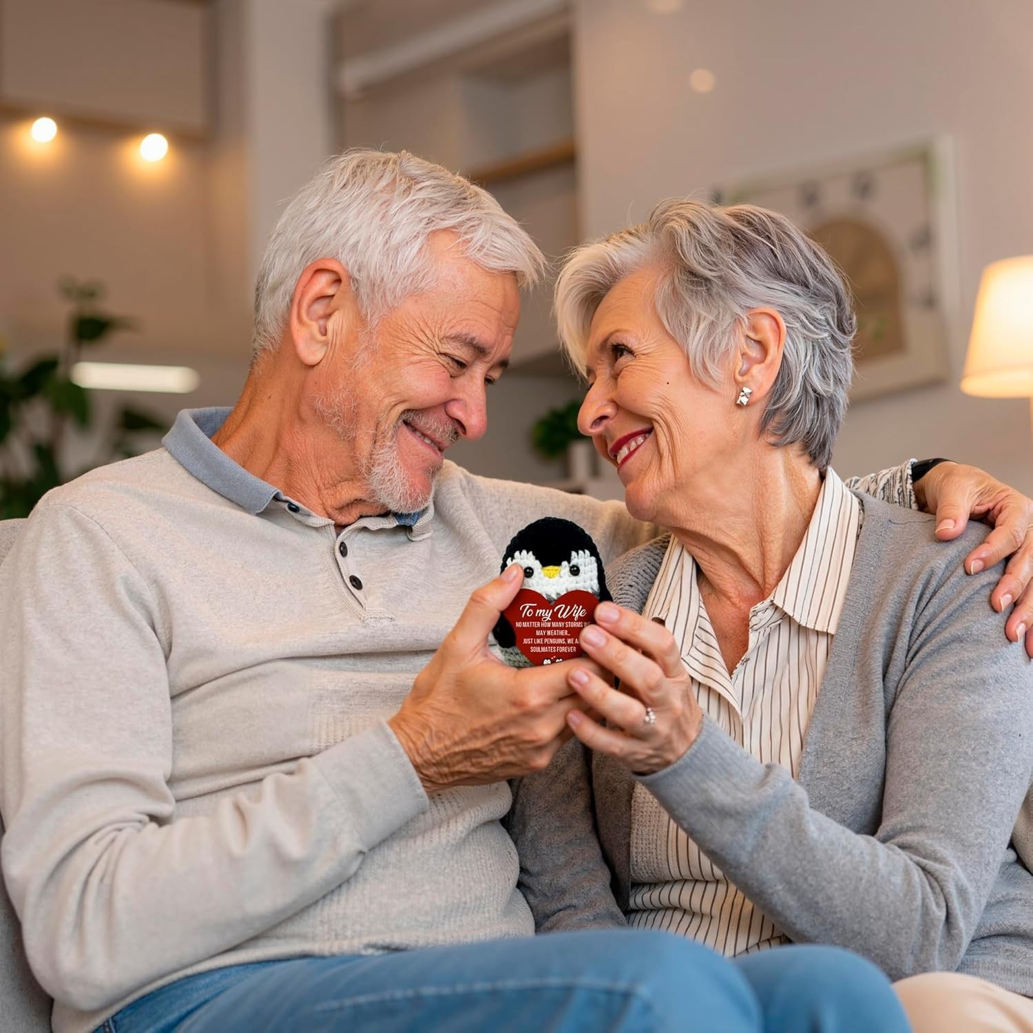 Personalized Penguin of Love – Ideal Keepsake for Anniversary & Valentine’s Day