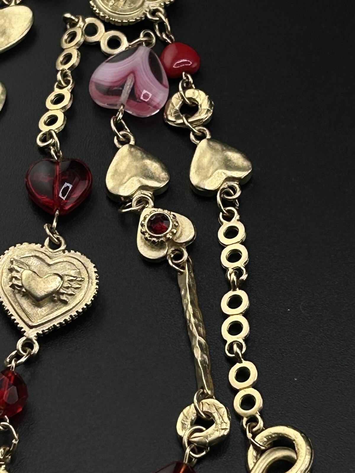 New Hearts Red and Pink Gold Toned Necklace