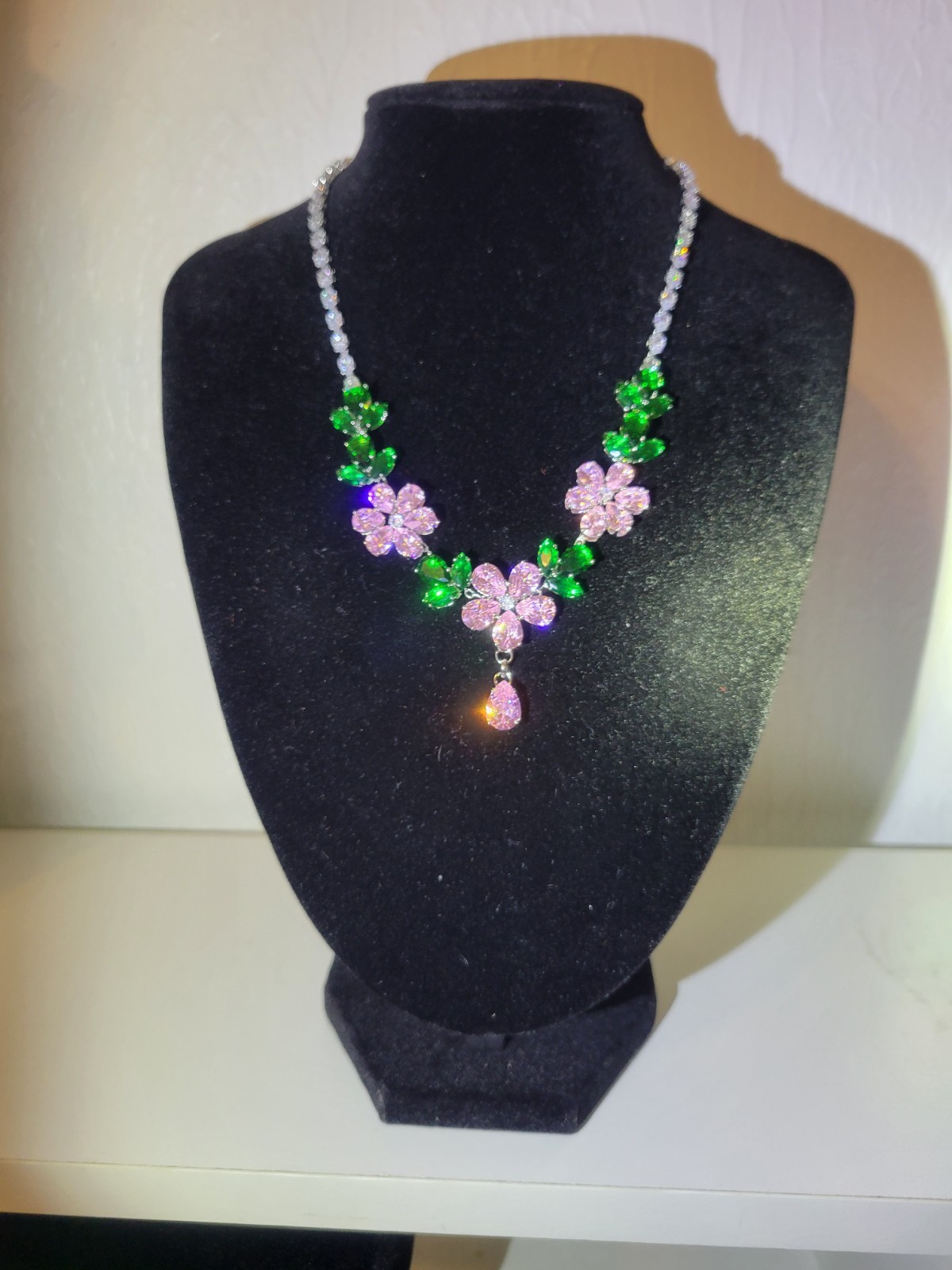 Multicolor Crystal Flower Pendant Statement Bib Necklace Round Link Adjustable
