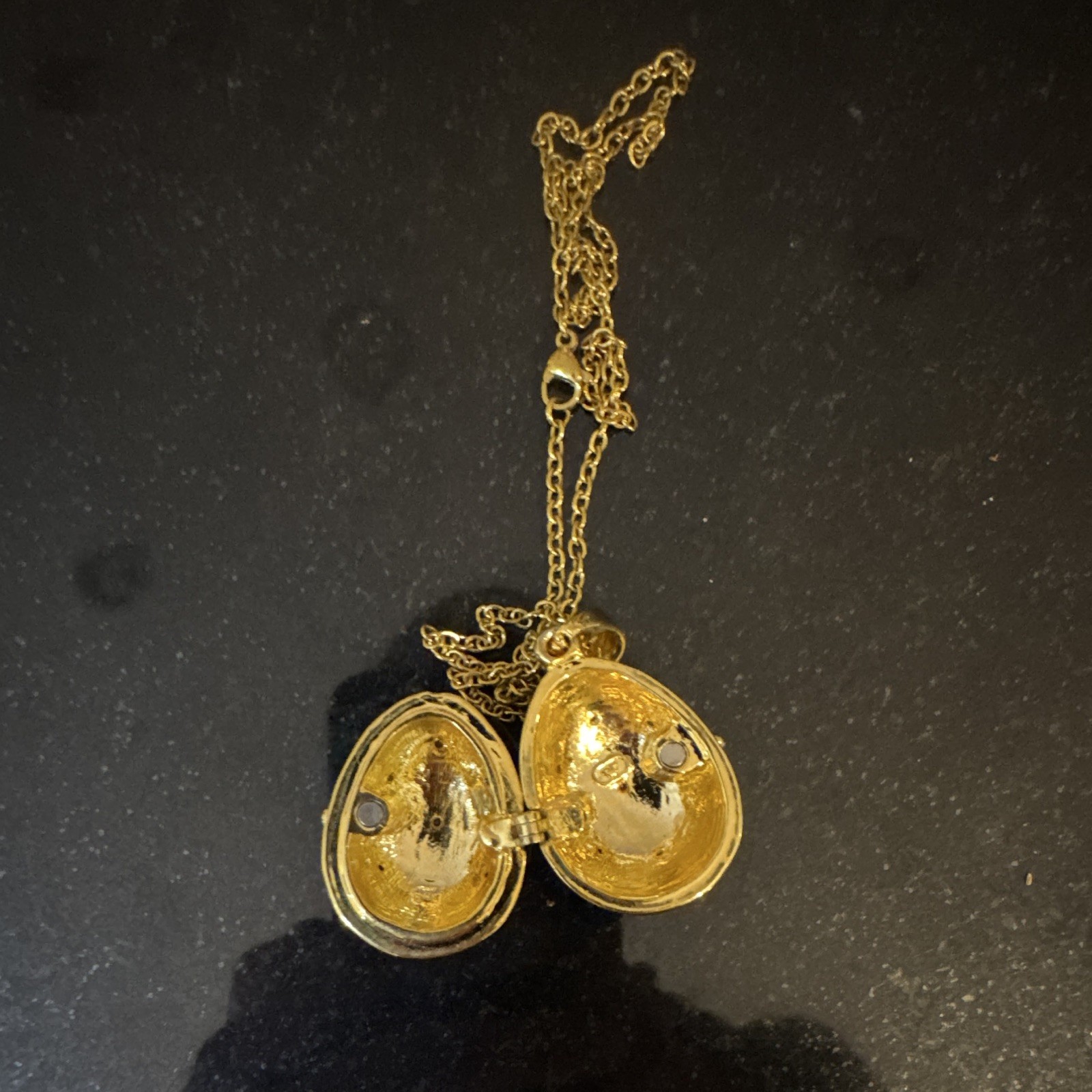 Gold Tone Purple Egg Locket Pendant Necklace Crystal Rhinestone Cable Chain