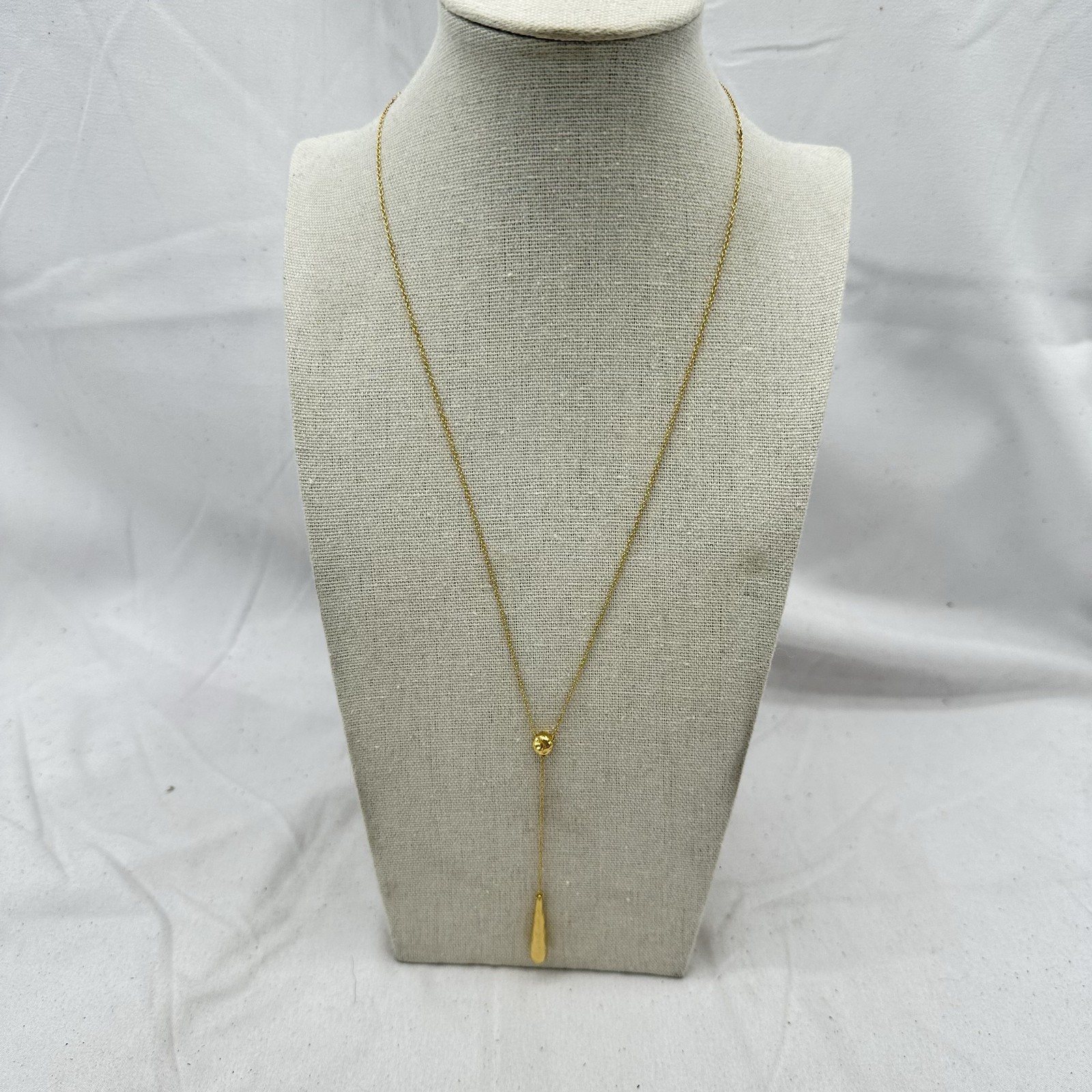 Agapee Womens Stilla Lariat Sliding Pendant Necklace 18K Gold Plated Brass 17″