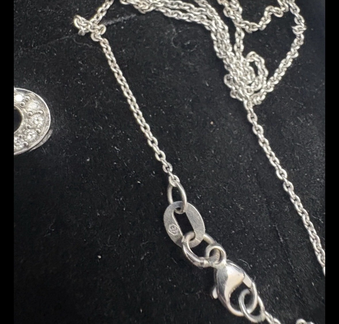 JAme Seymore open heart white gold chain and pendant 1/4 carat diamond