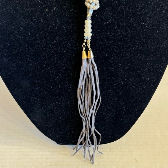 Beautiful Lariat Necklace Multi Wear Faceted Beads with Leather Tassel