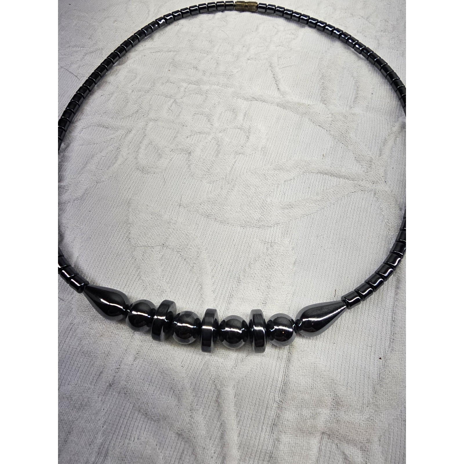 Vtg native Hematite Magnetic Necklace Beads Healing Energy Therapy Clasp Closure