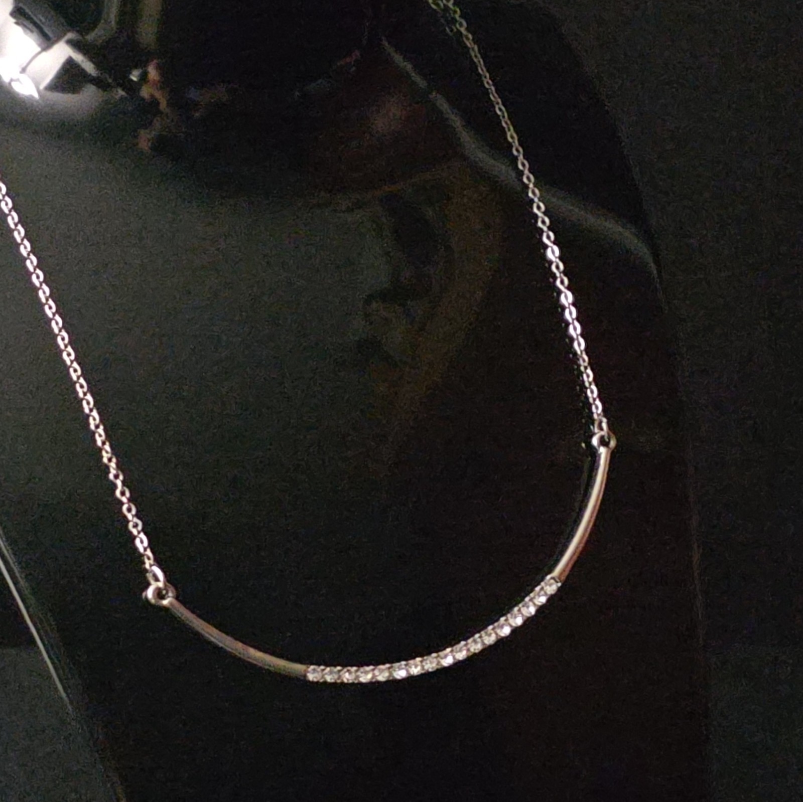 Unbranded Silver Tone Curved Smile Bar Necklace Pave Crystal 18″ Non-Magnetic