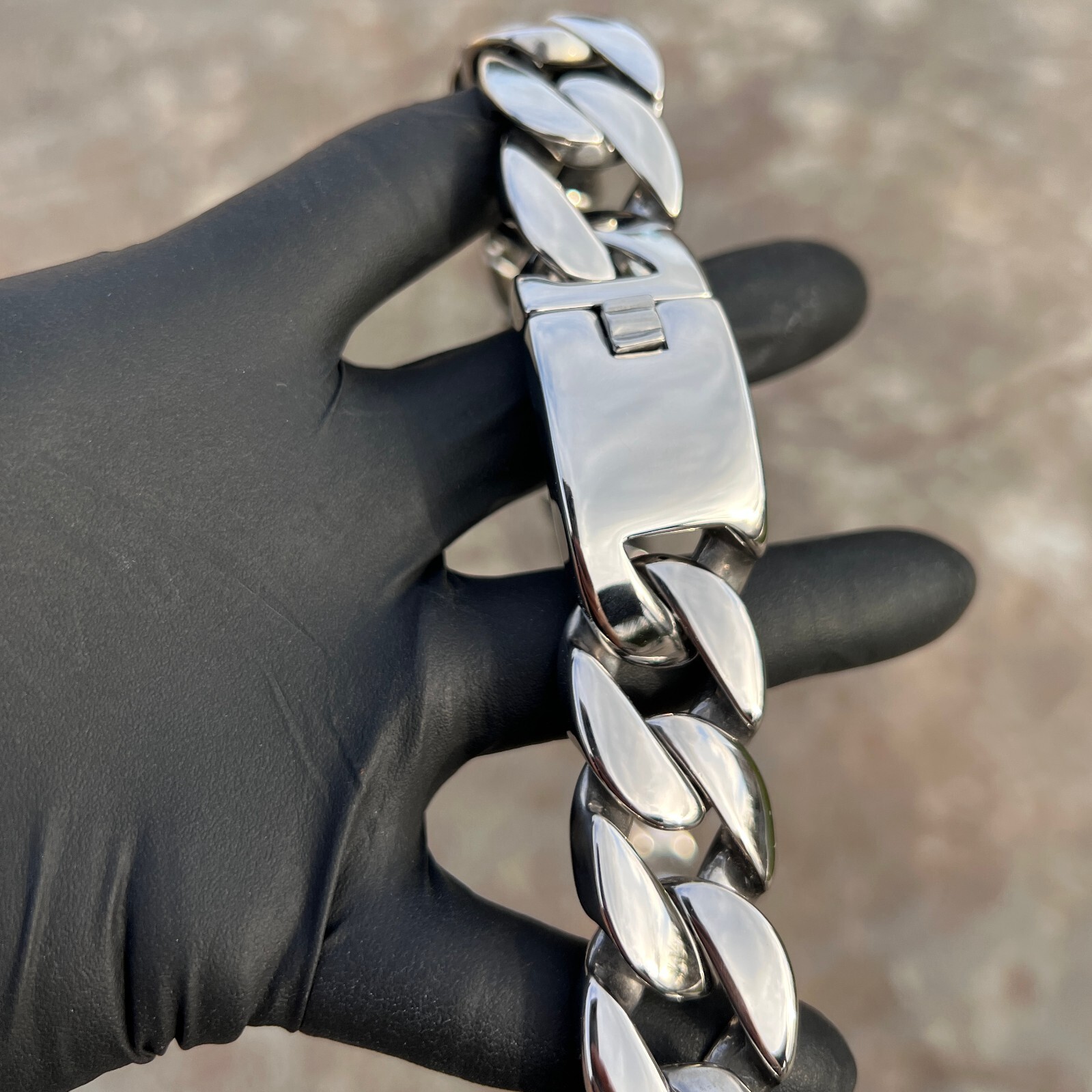 Mens Huge Cuban Link Chain 316L Stainless Steel Silver Necklace 25MM Thick 28″