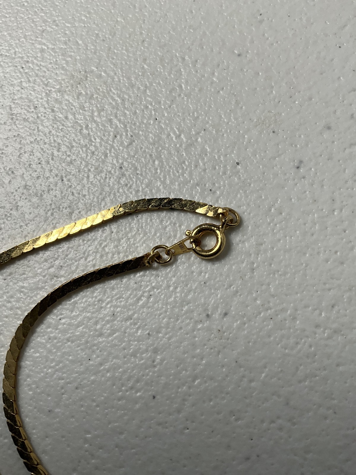 16″ Gold Tone Herringbone Chain Necklace Fashion Jewelry Spring Ring Clasp