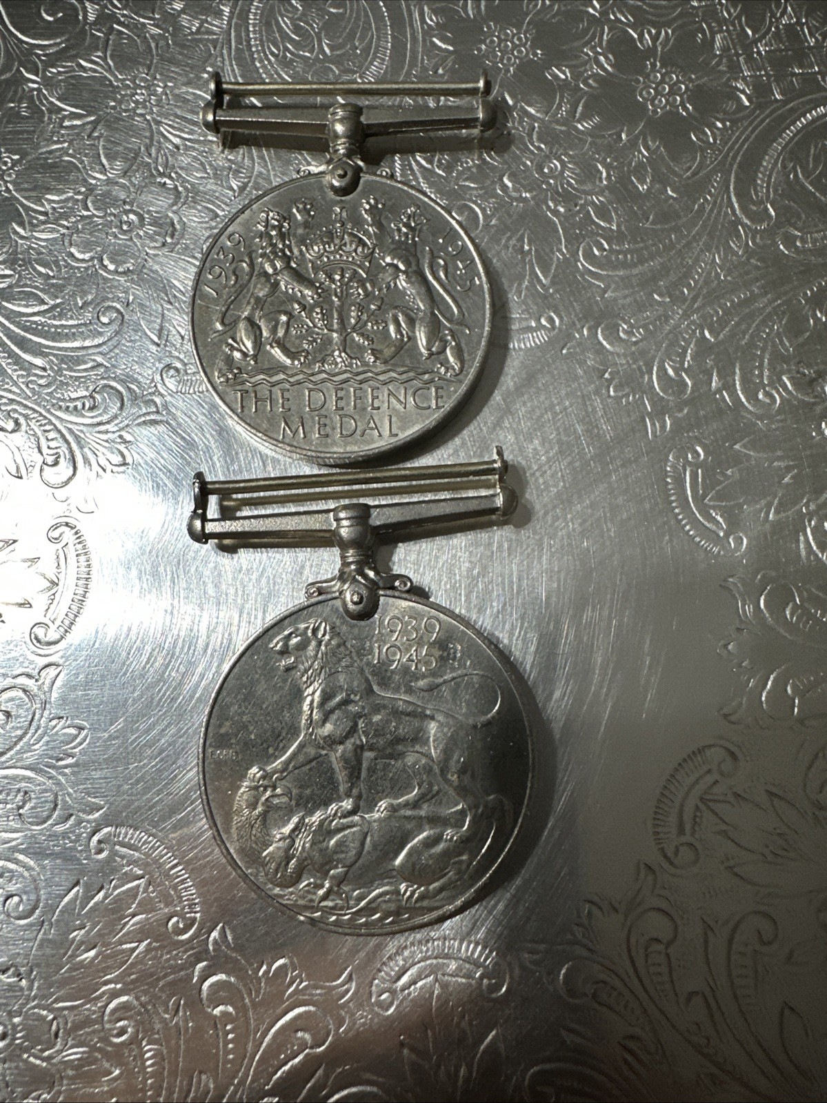 2 Britain War Medal King George VI Medal Award World War 2 1936-1945 Beautiful