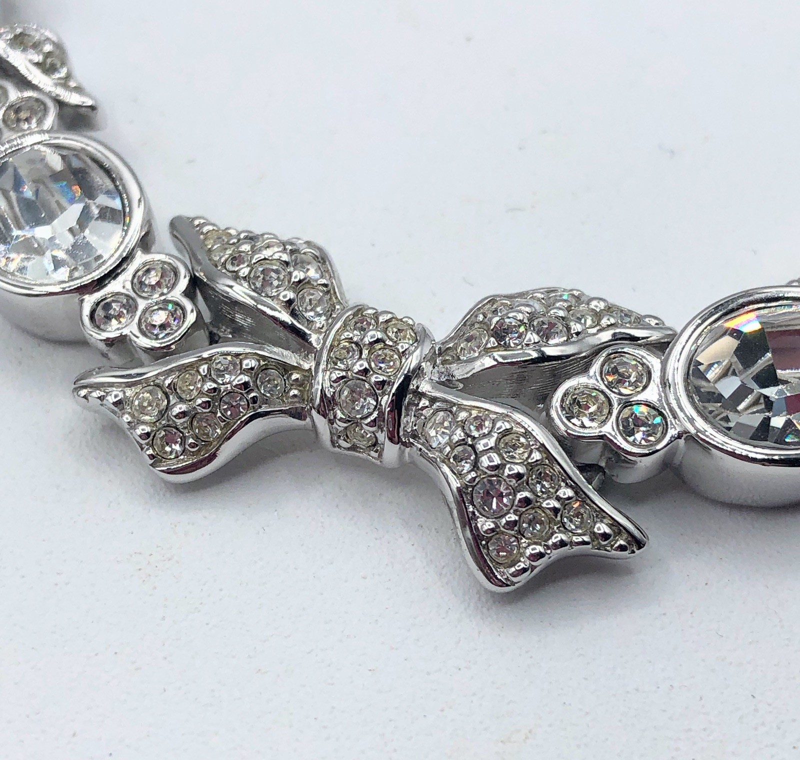 Swarovski Crystal Necklace Silver Rhodium Plated Statement Choker Bows Bezel Set
