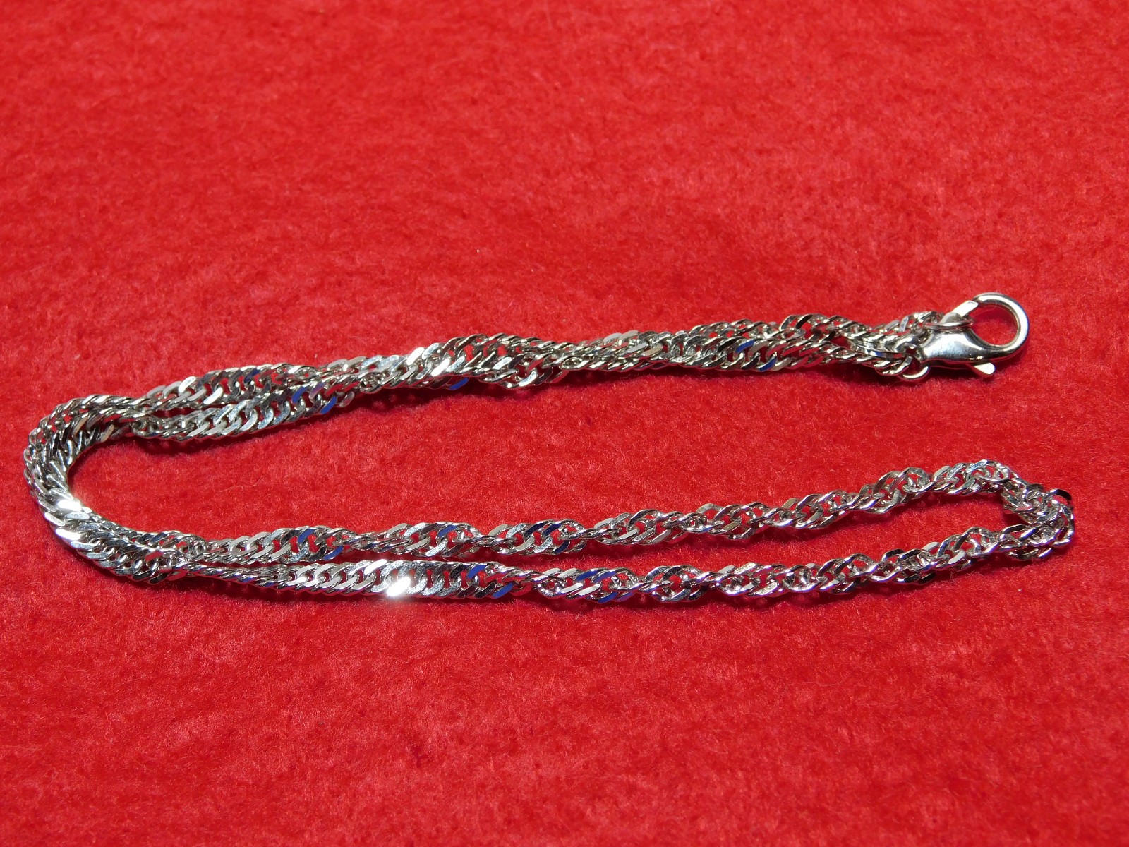 Very Nice 15″ Chain Style Necklace Stamped “Bronze Milor, Italy” in VG Cond.