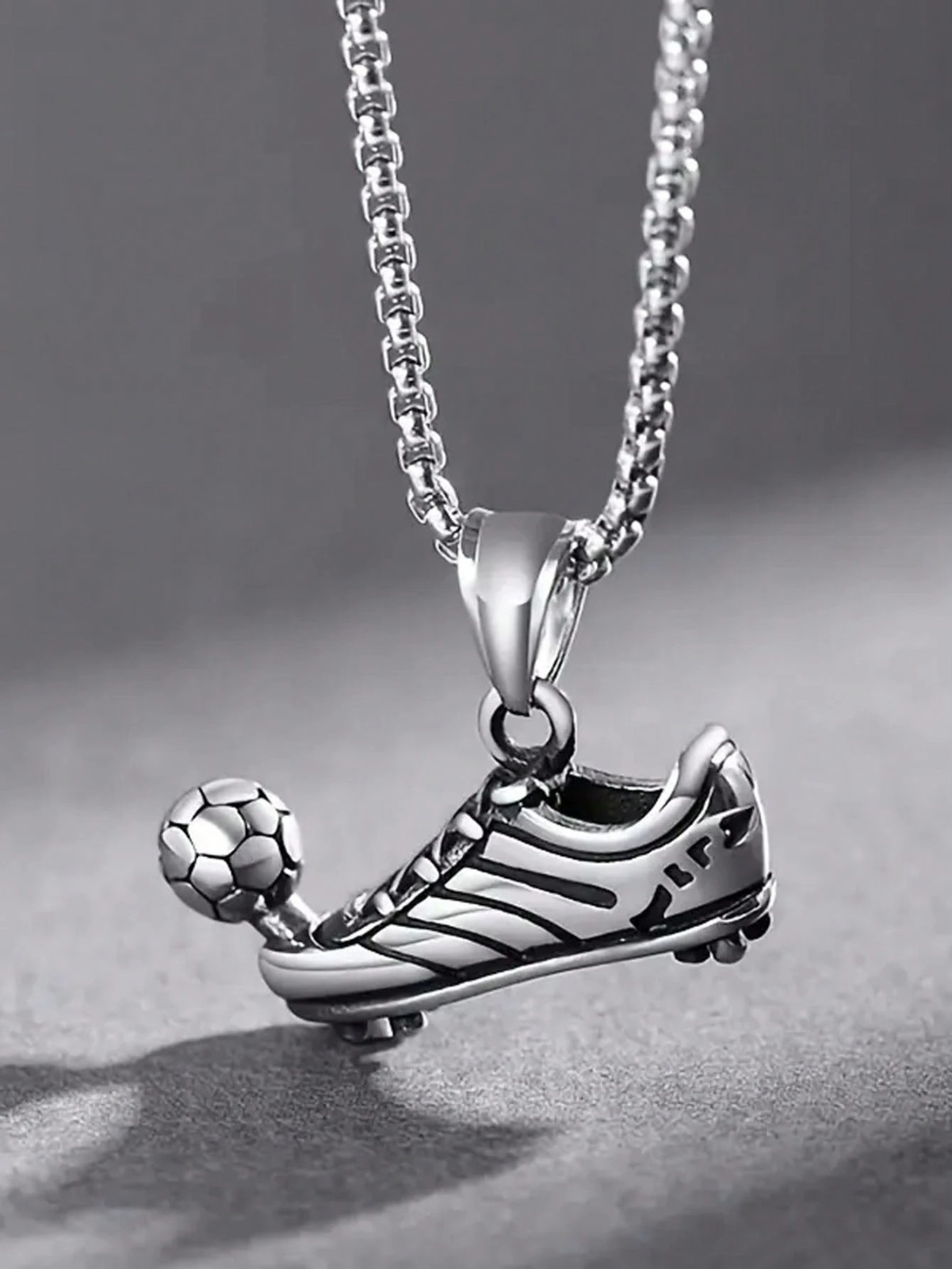 Football Pendant Necklace Chain Silver Sports Soccer Boot Fans Men Boys Kids USA